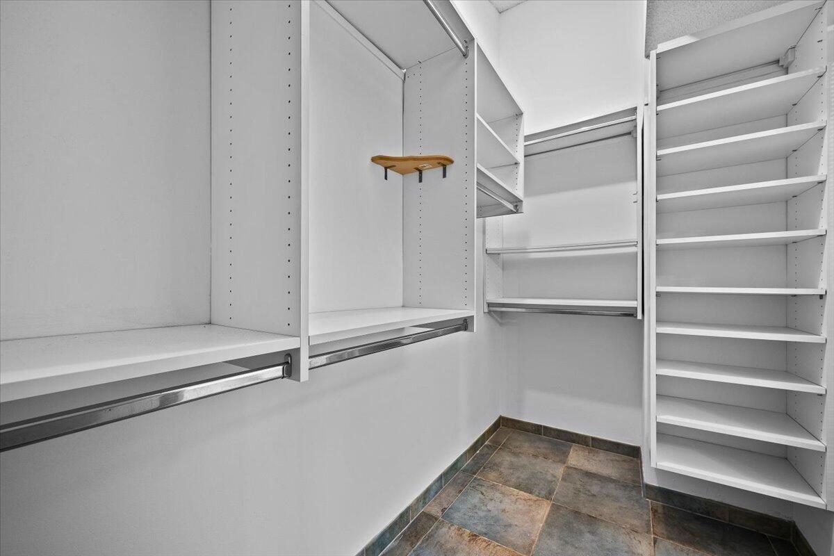 11 Dorchester Circle Property Photo 22