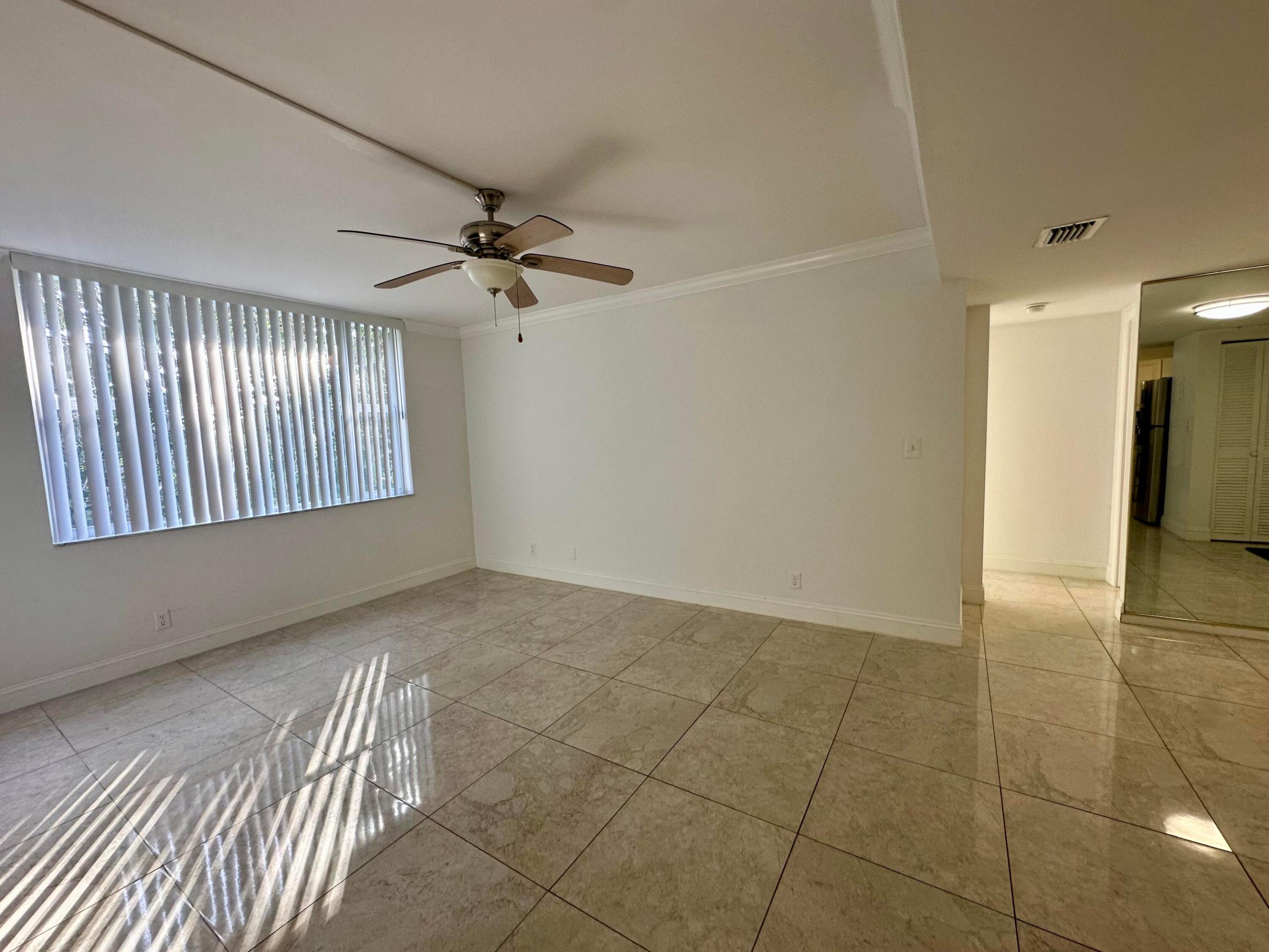 1810 New Palm Way 417 Property Photo 8