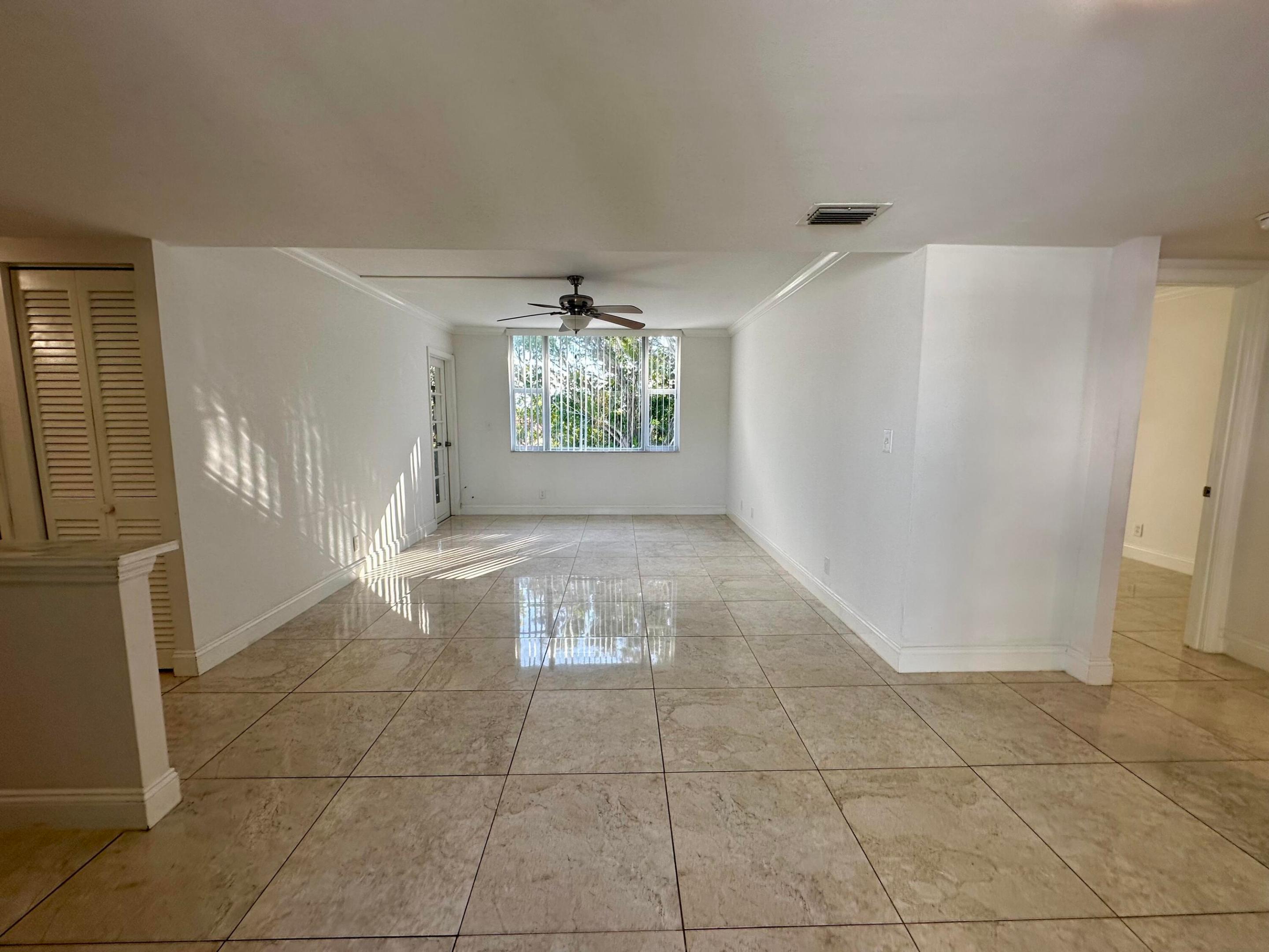 1810 New Palm Way 417 Property Photo 9