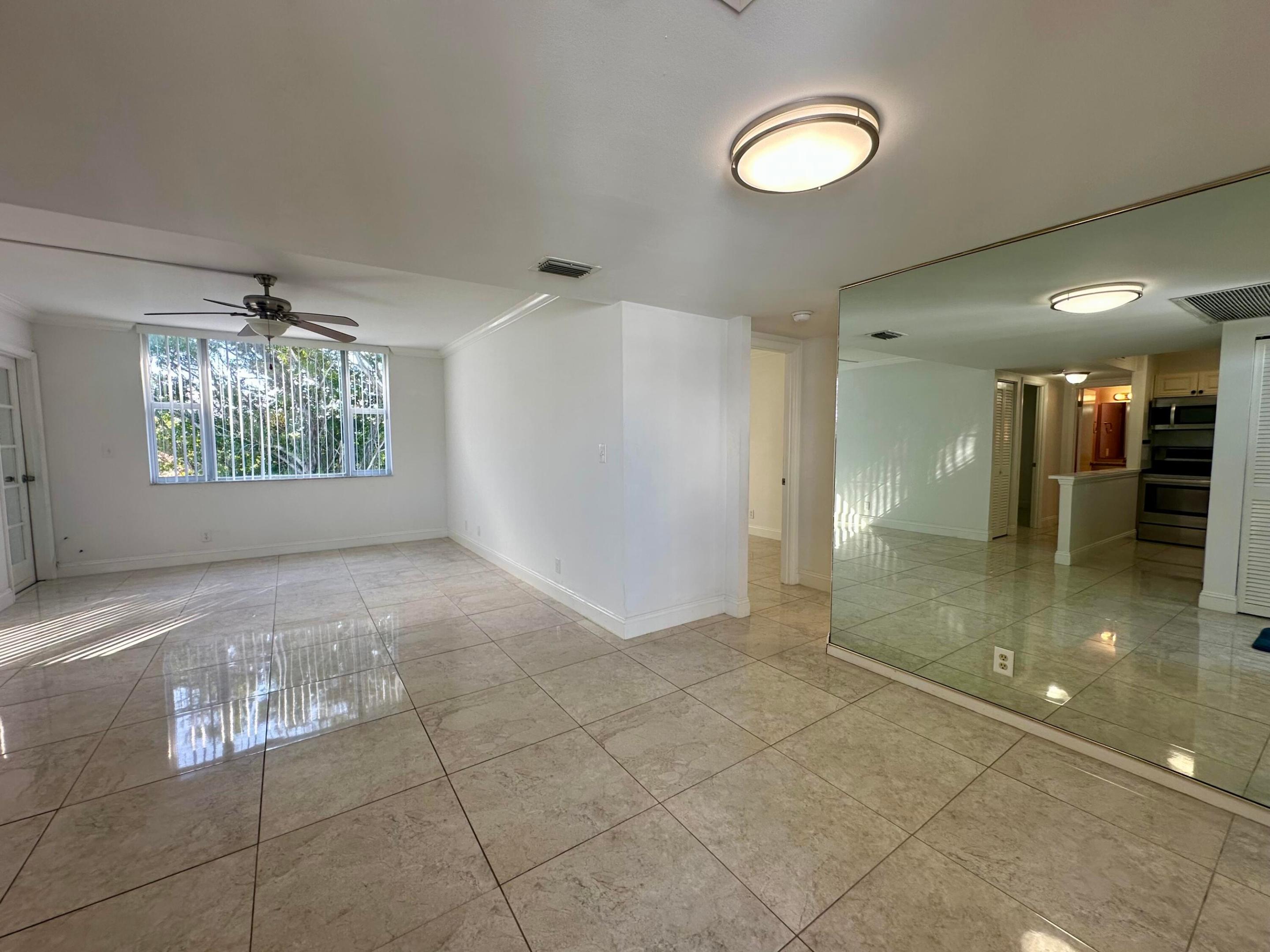 1810 New Palm Way 417 Property Photo 10