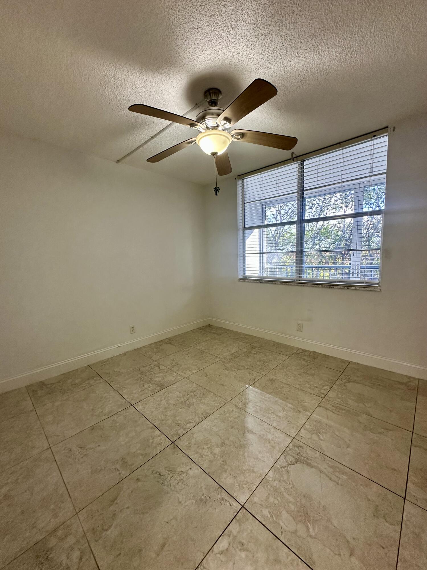 1810 New Palm Way 417 Property Photo 17