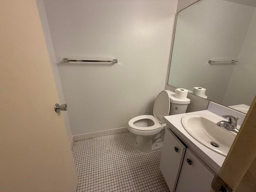 1100 Nw 87th Avenue 405 Property Photo 18