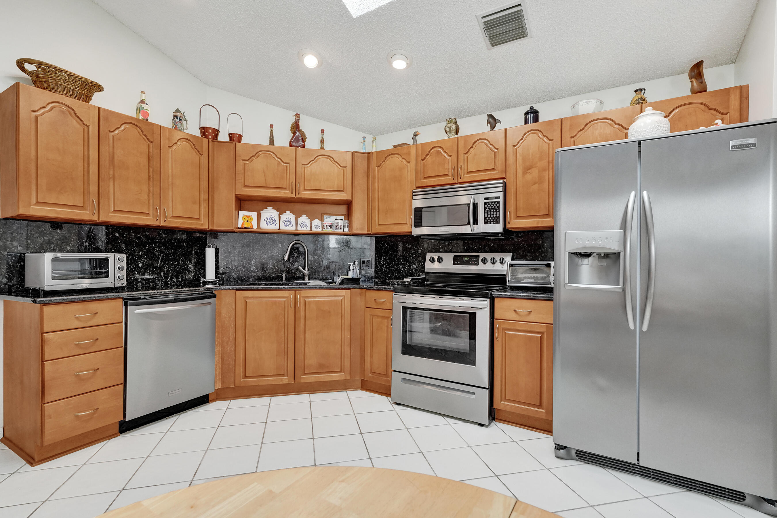 6115 Bay Isles Drive Property Photo 6