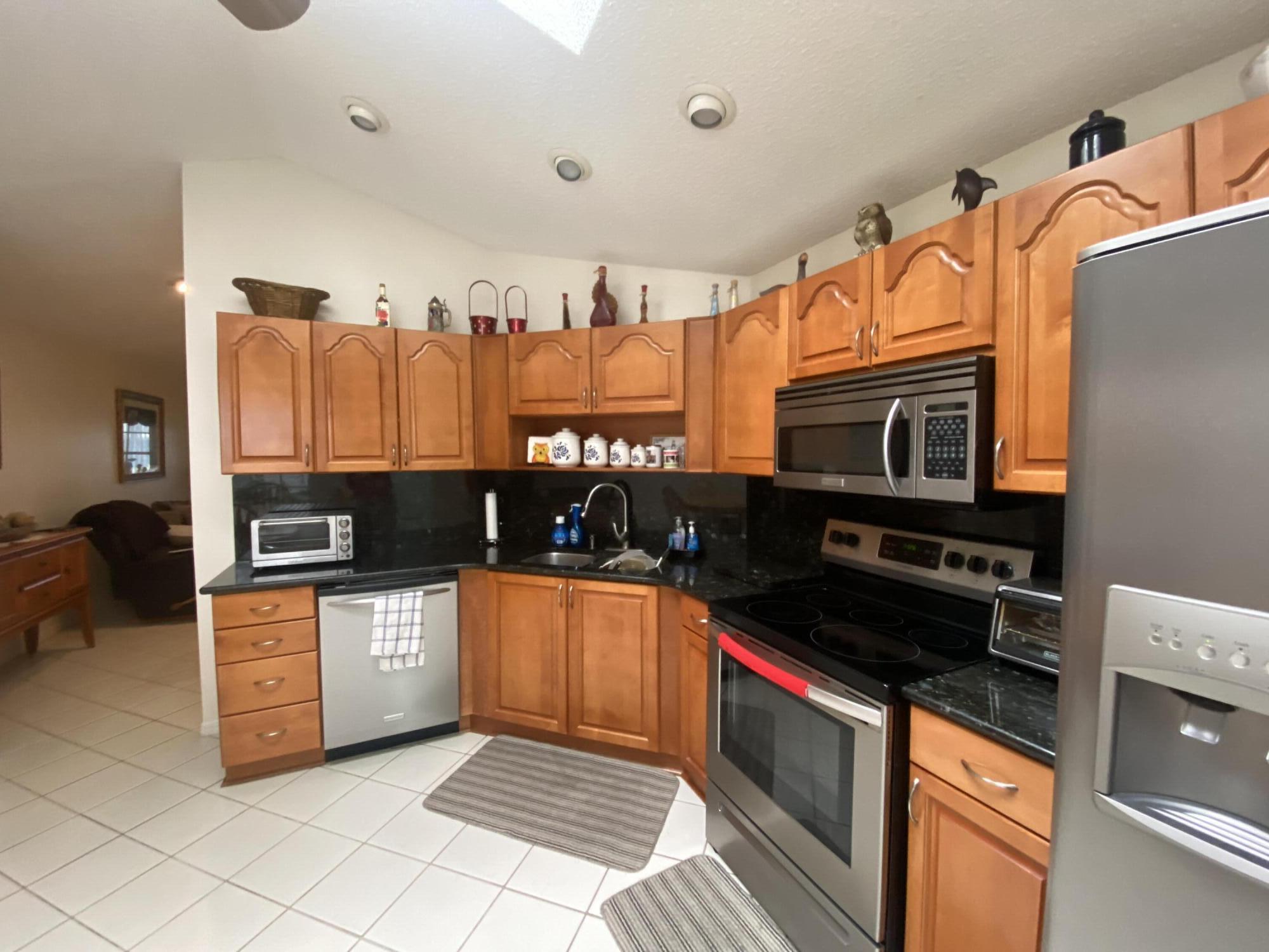 6115 Bay Isles Drive Property Photo 8