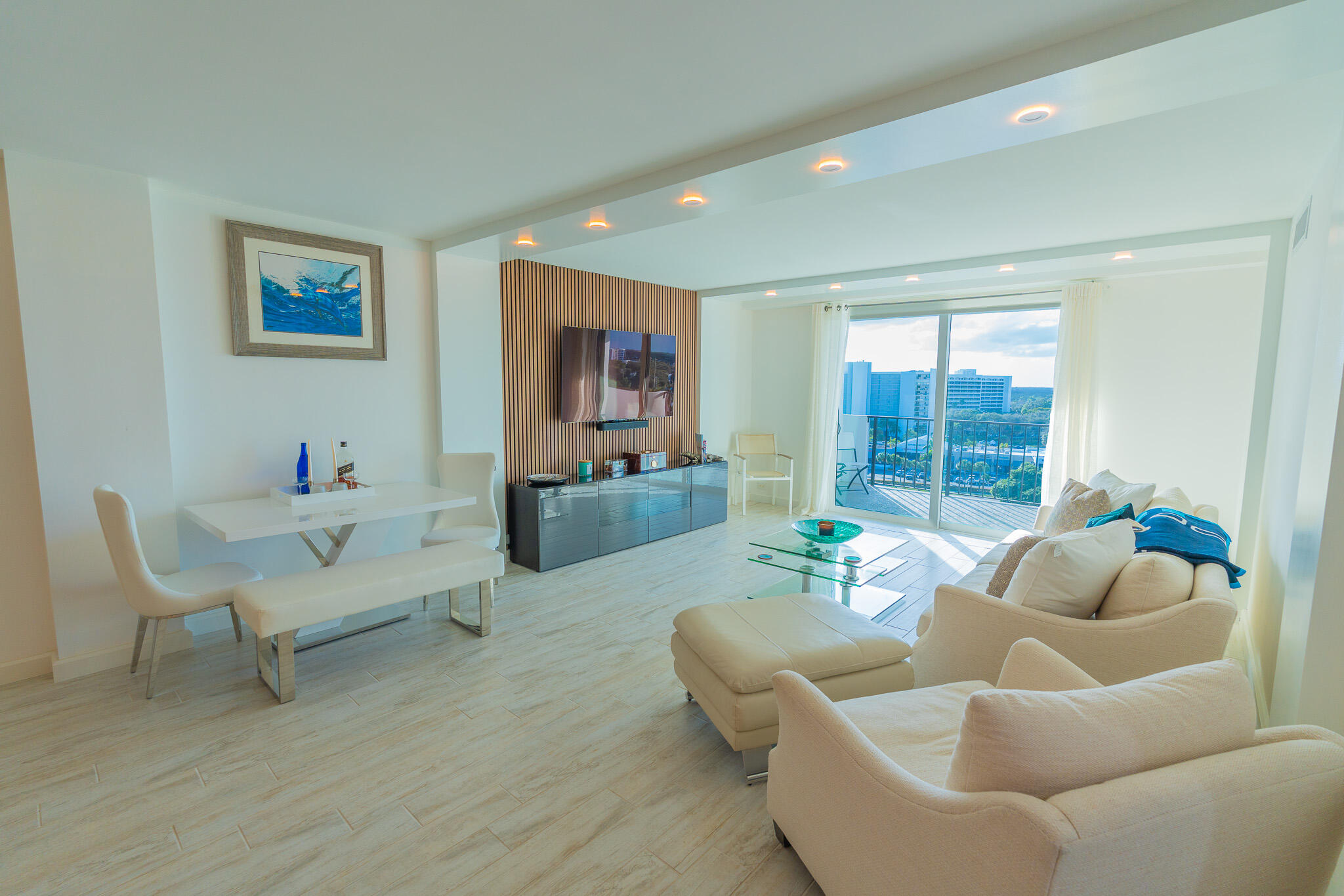 1200 Marine Way 907