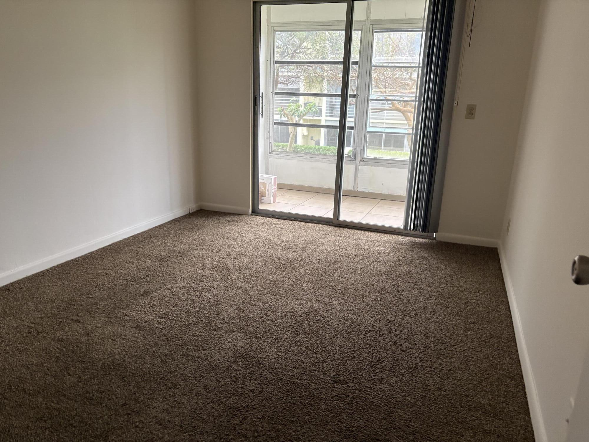 186 Dorset E Property Photo 14