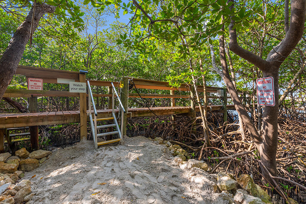 23 Ne Macarthur Boulevard Property Photo 101
