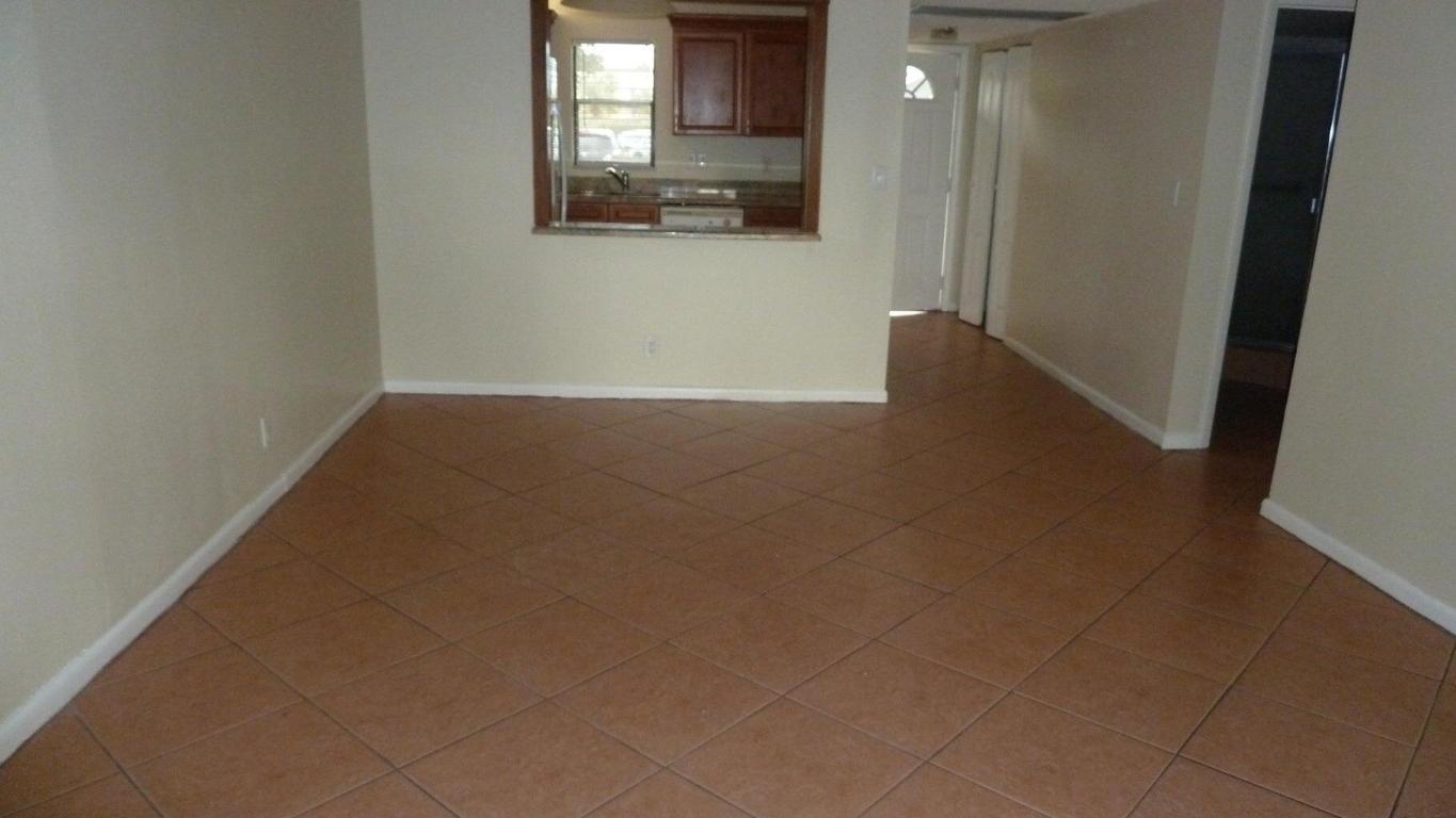 9355 Sw 8th Street 103 Property Photo 4