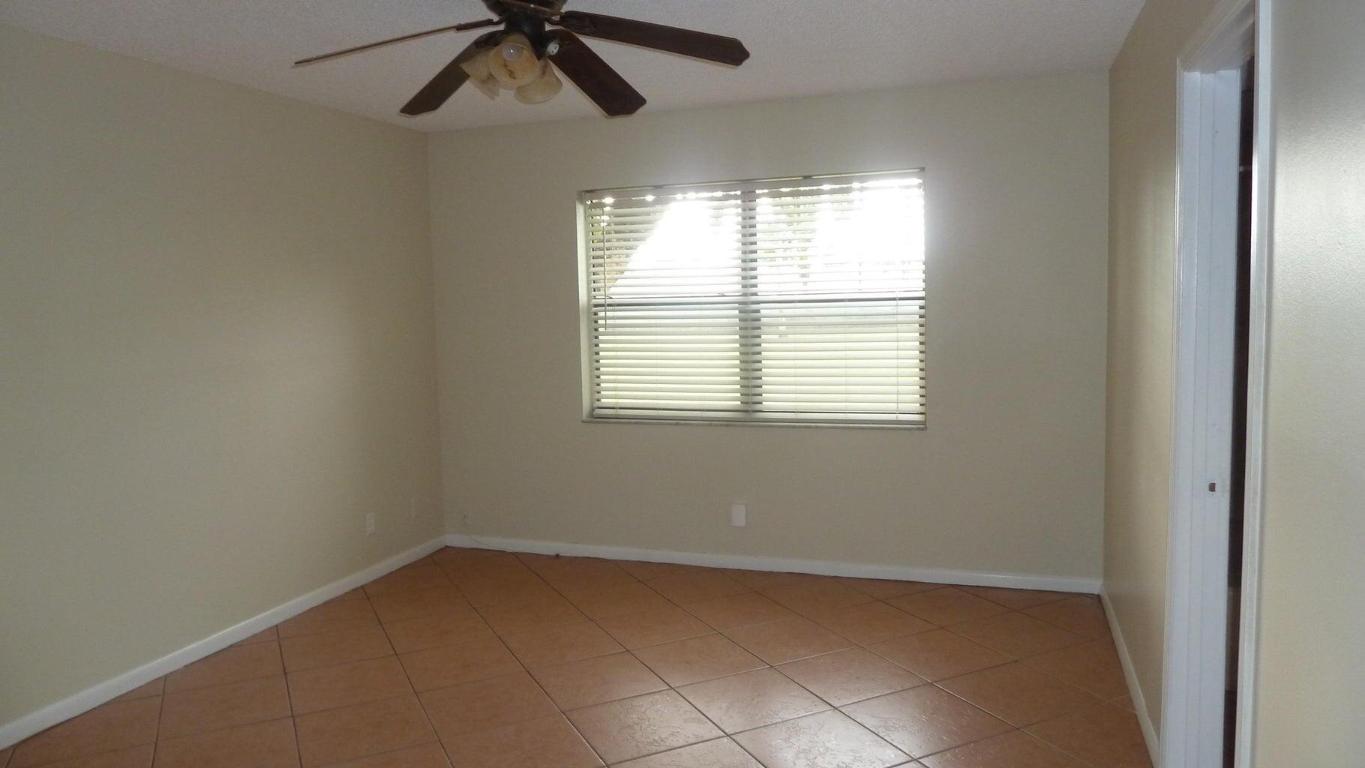 9355 Sw 8th Street 103 Property Photo 6