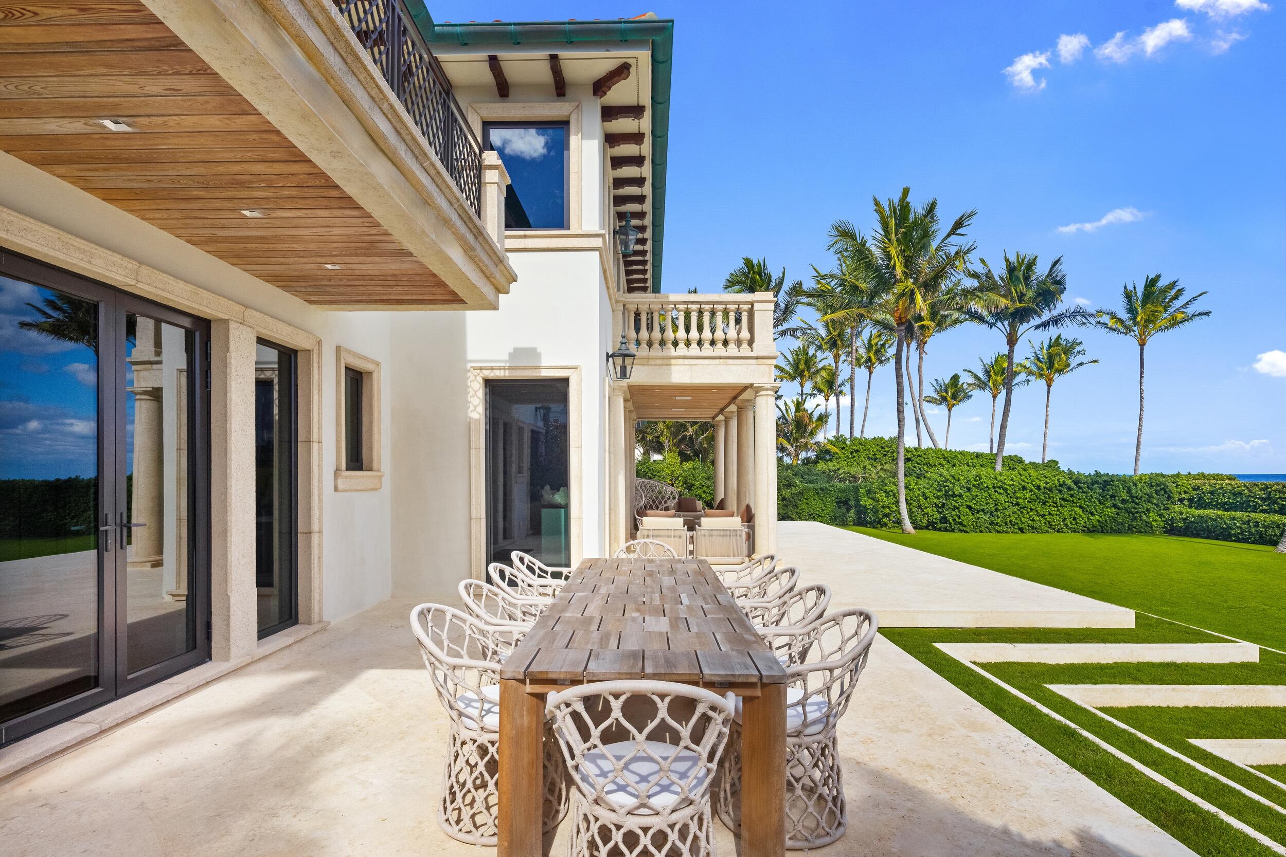 680 S Ocean Boulevard Property Photo 10