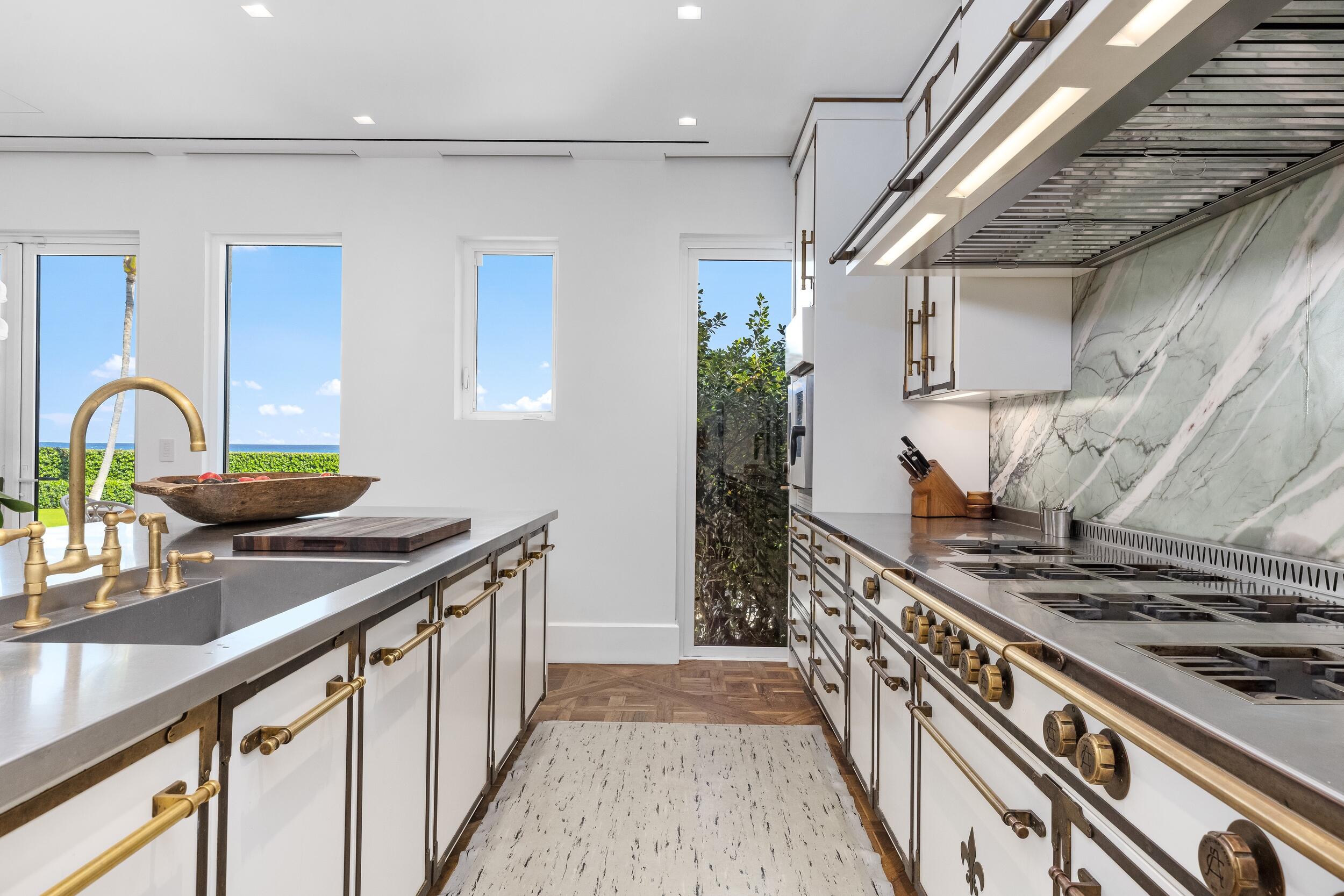 680 S Ocean Boulevard Property Photo 19