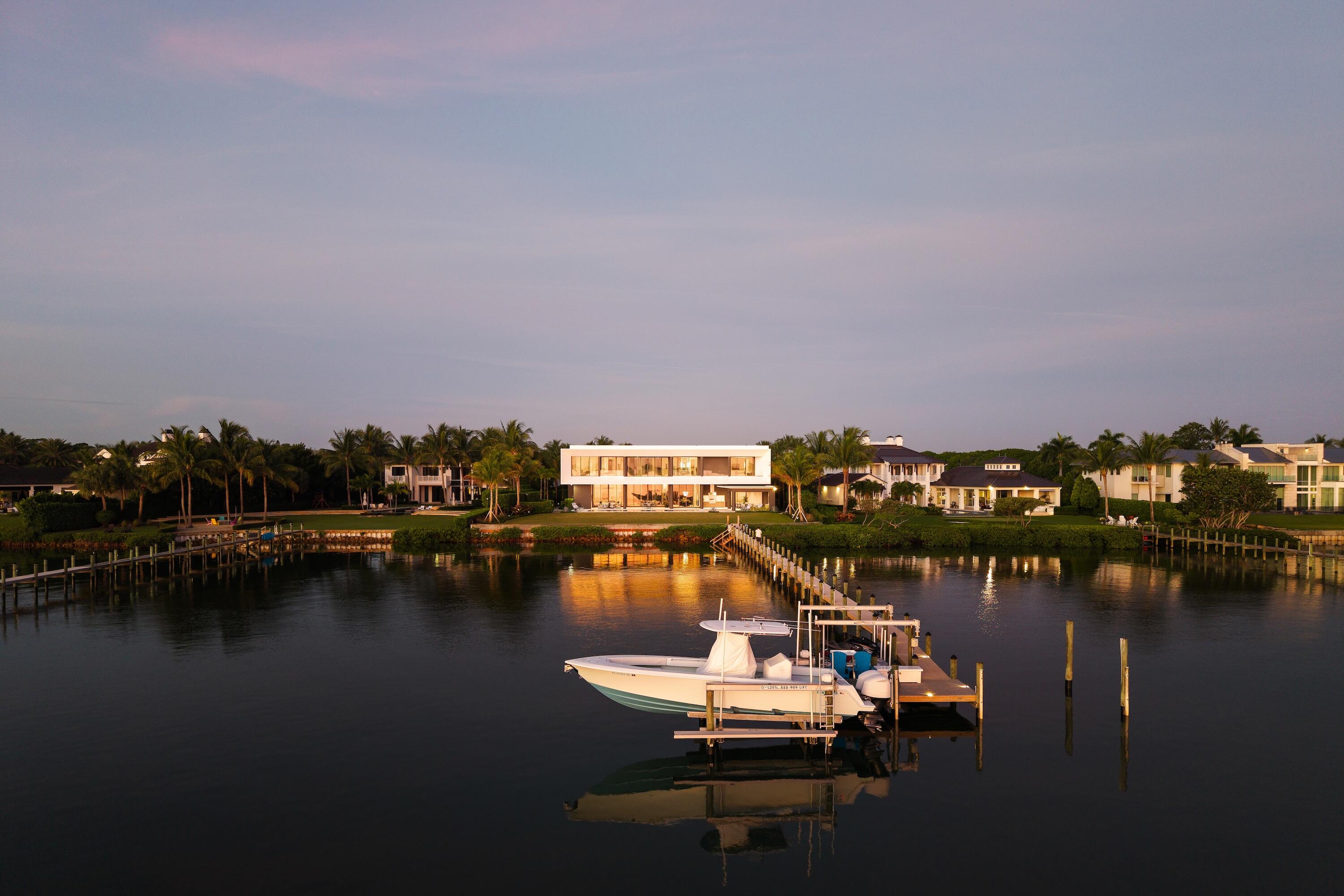 5211 Pennock Point Road Property Photo 2