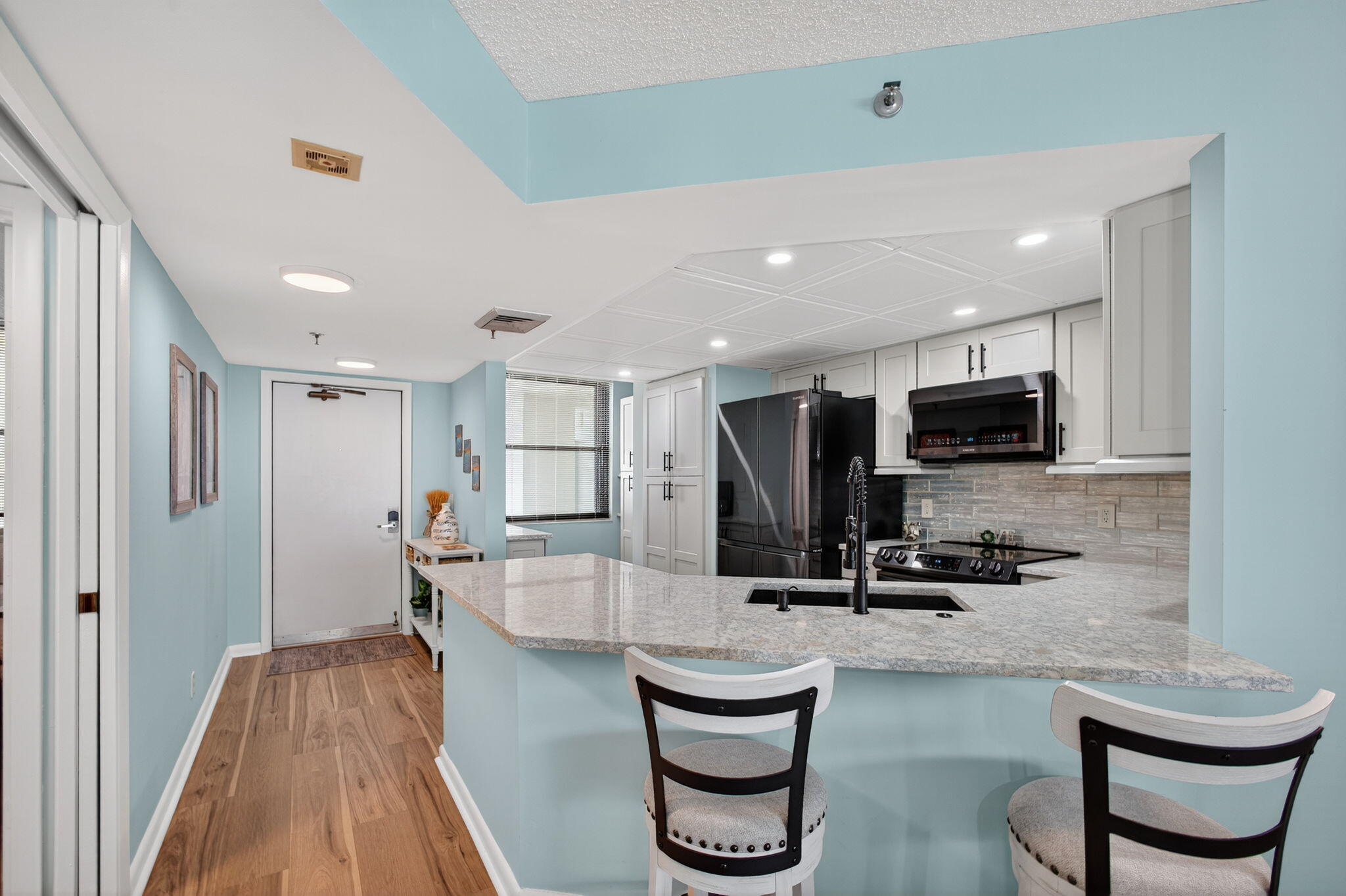 9650 S Ocean Drive 302 Property Photo 3