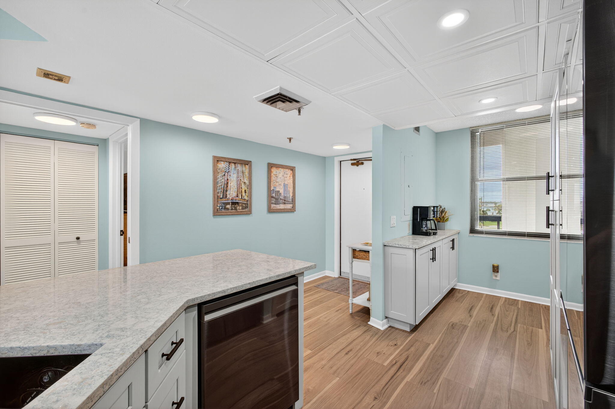 9650 S Ocean Drive 302 Property Photo 4