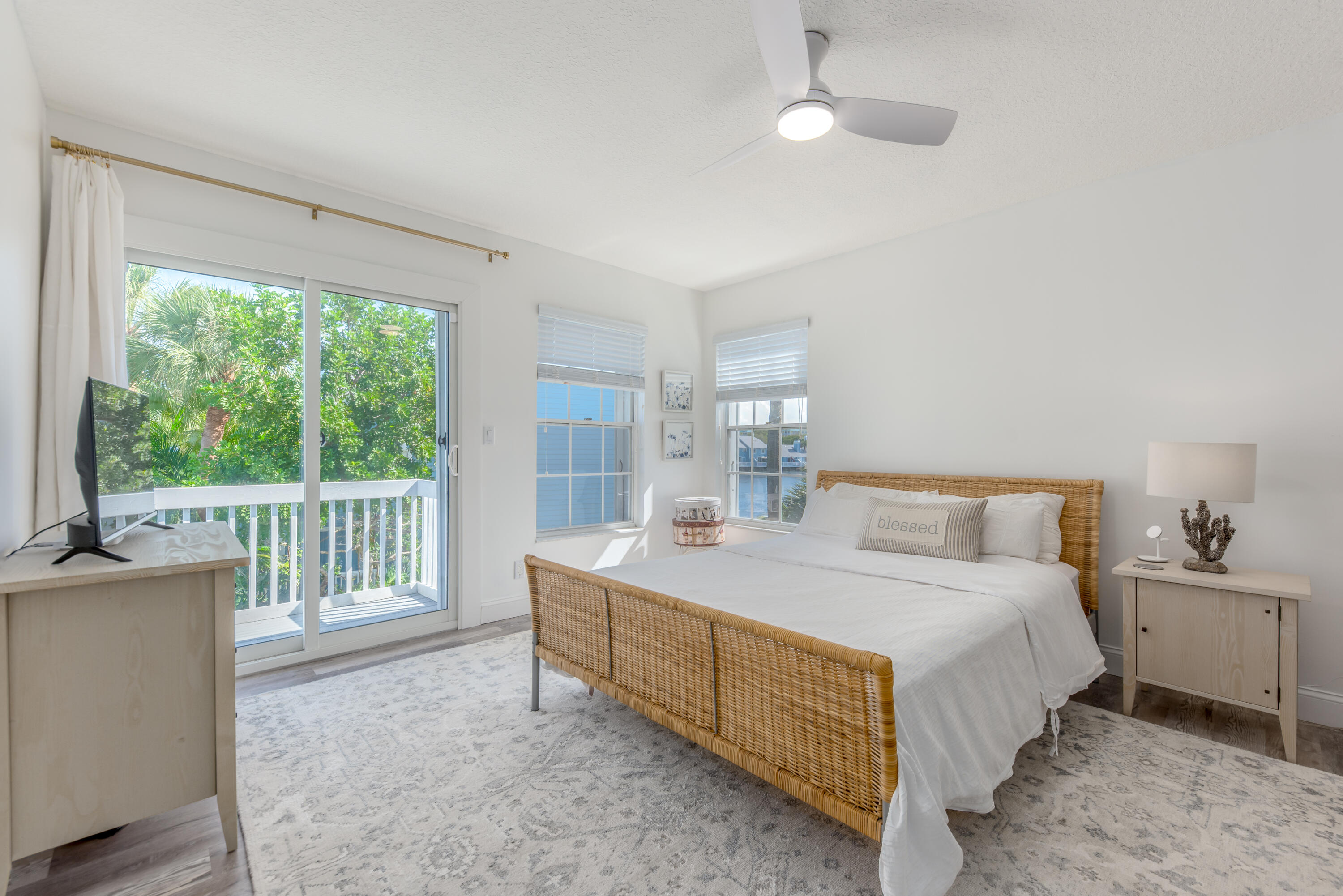 1221 Ocean Dunes Circle Property Photo 14