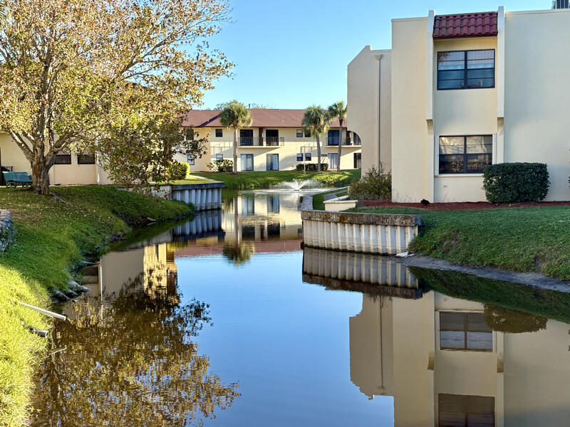2050 Oleander Boulevard 2-205 Property Photo 13