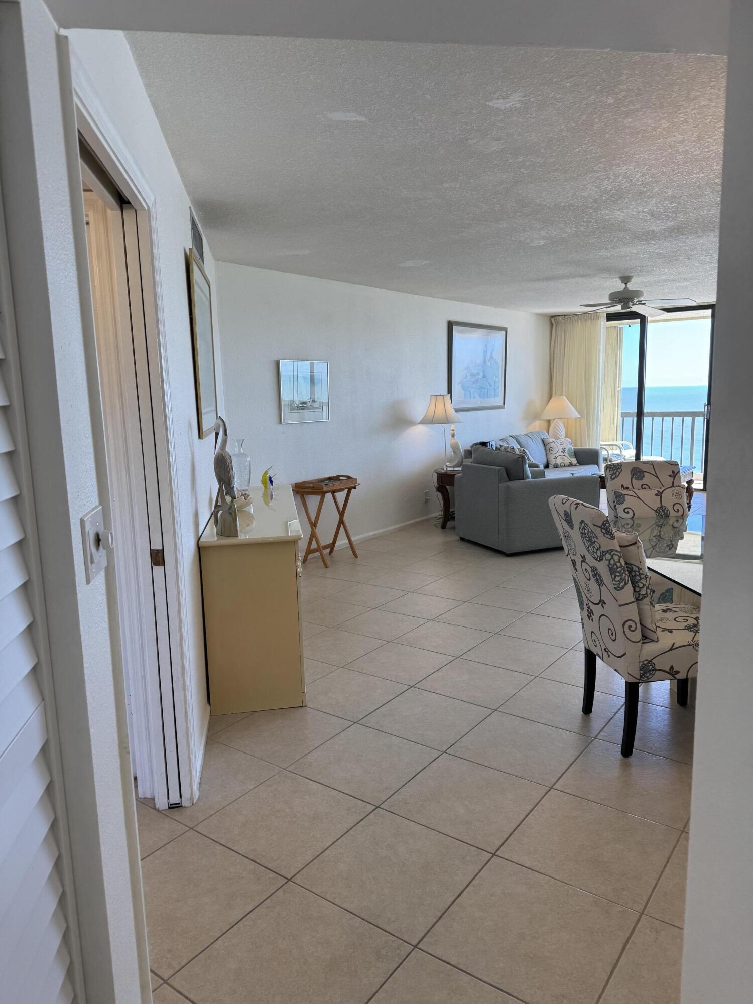 9500 S Ocean Drive Ph 09 Property Photo 6