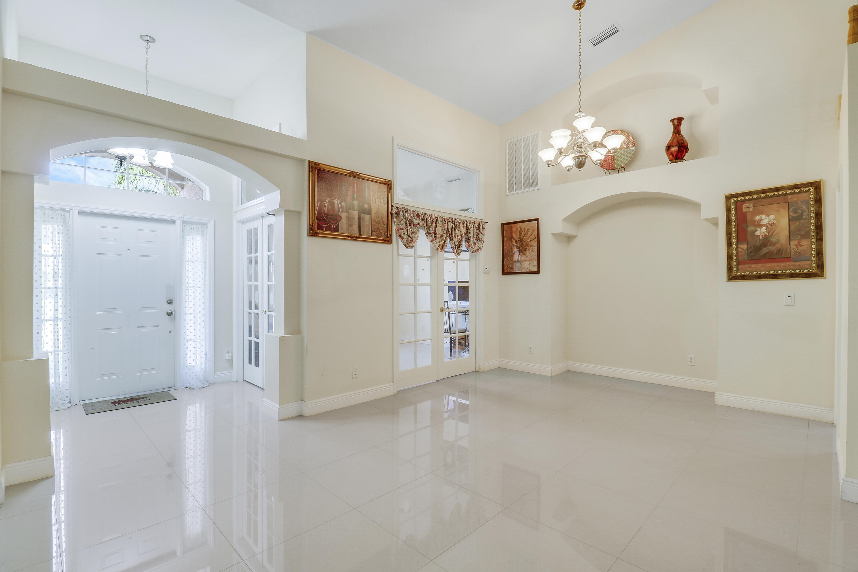 2085 Sw Aladdin Street Property Photo 8