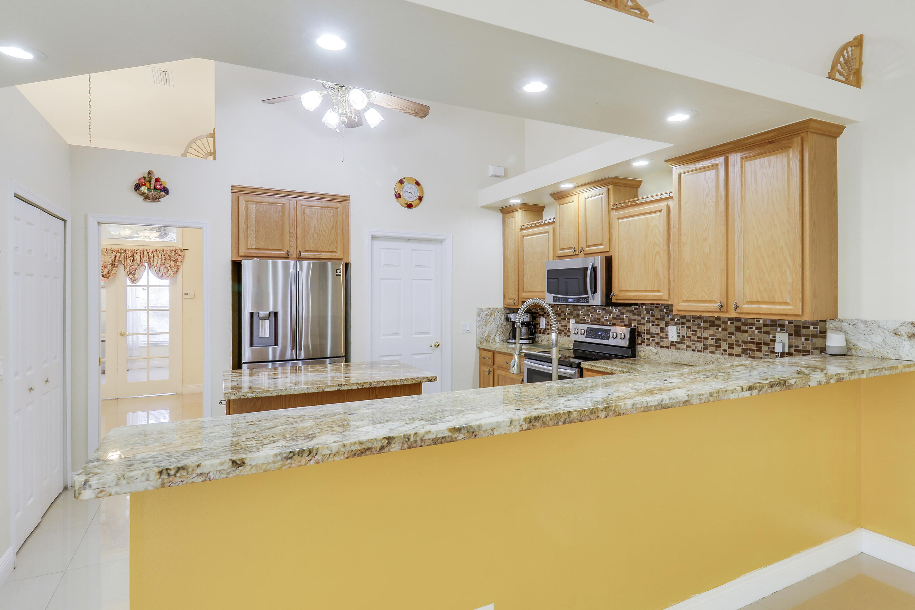 2085 Sw Aladdin Street Property Photo 18