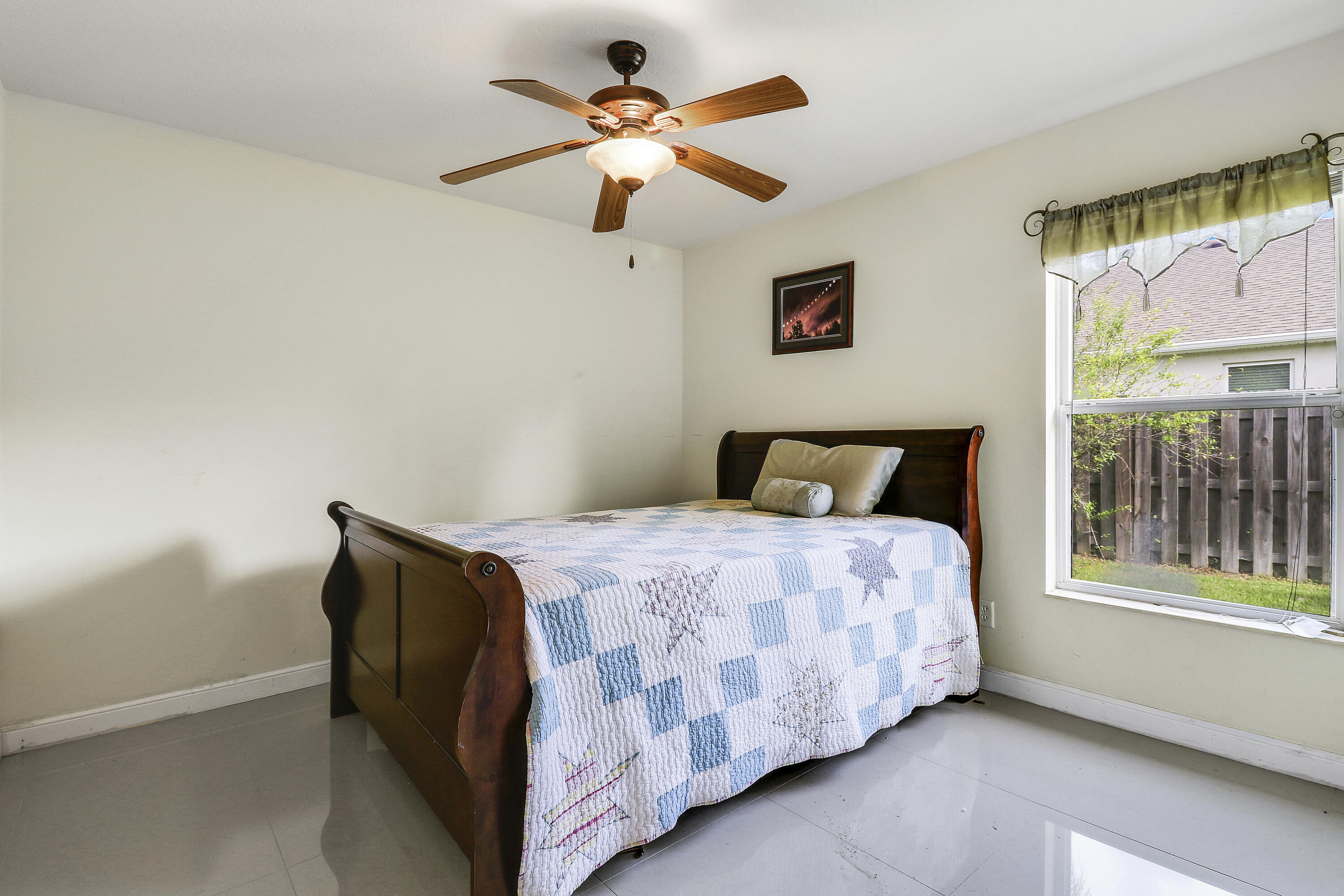 2085 Sw Aladdin Street Property Photo 27