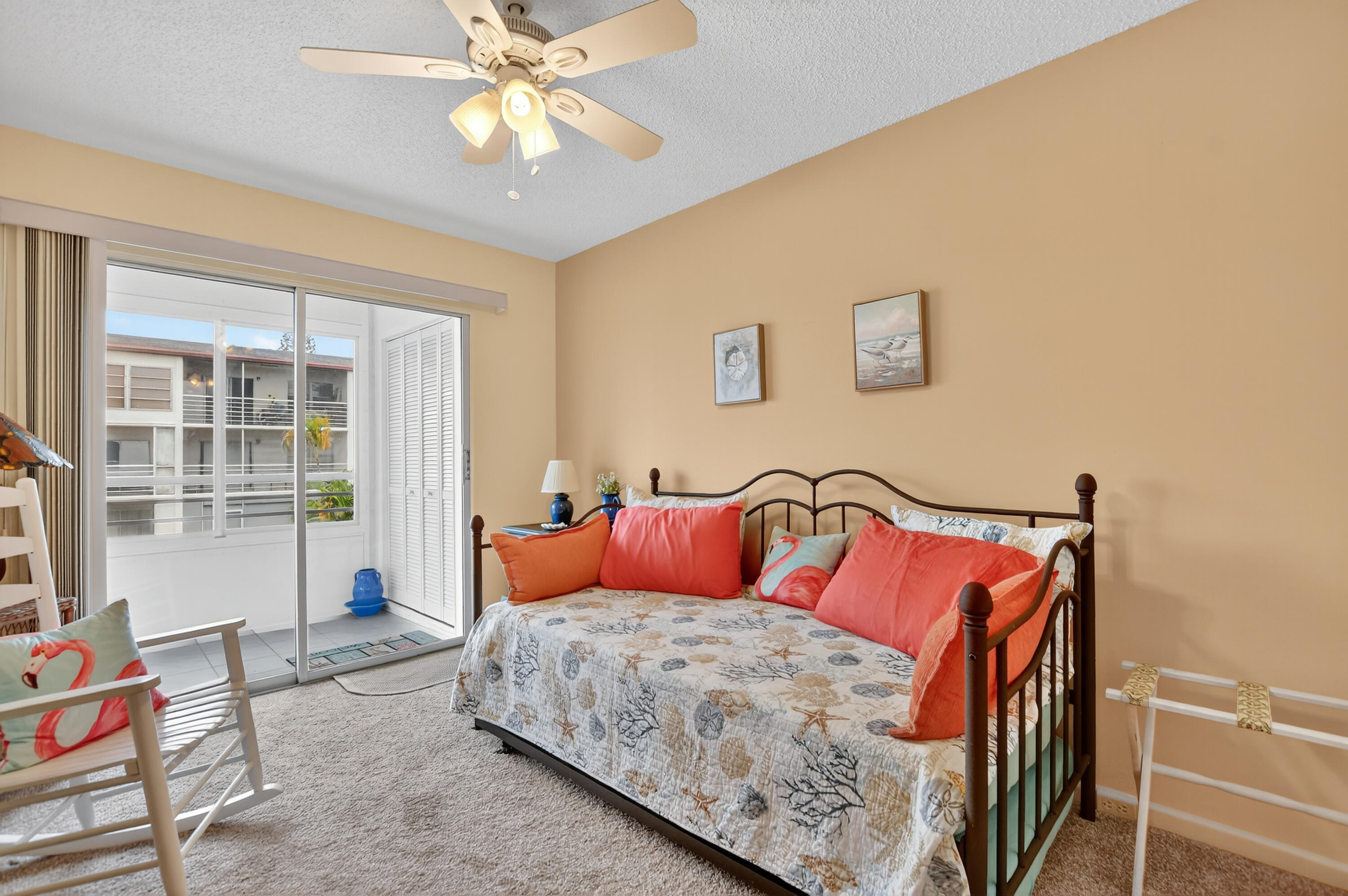 351 Fanshaw I Property Photo 10