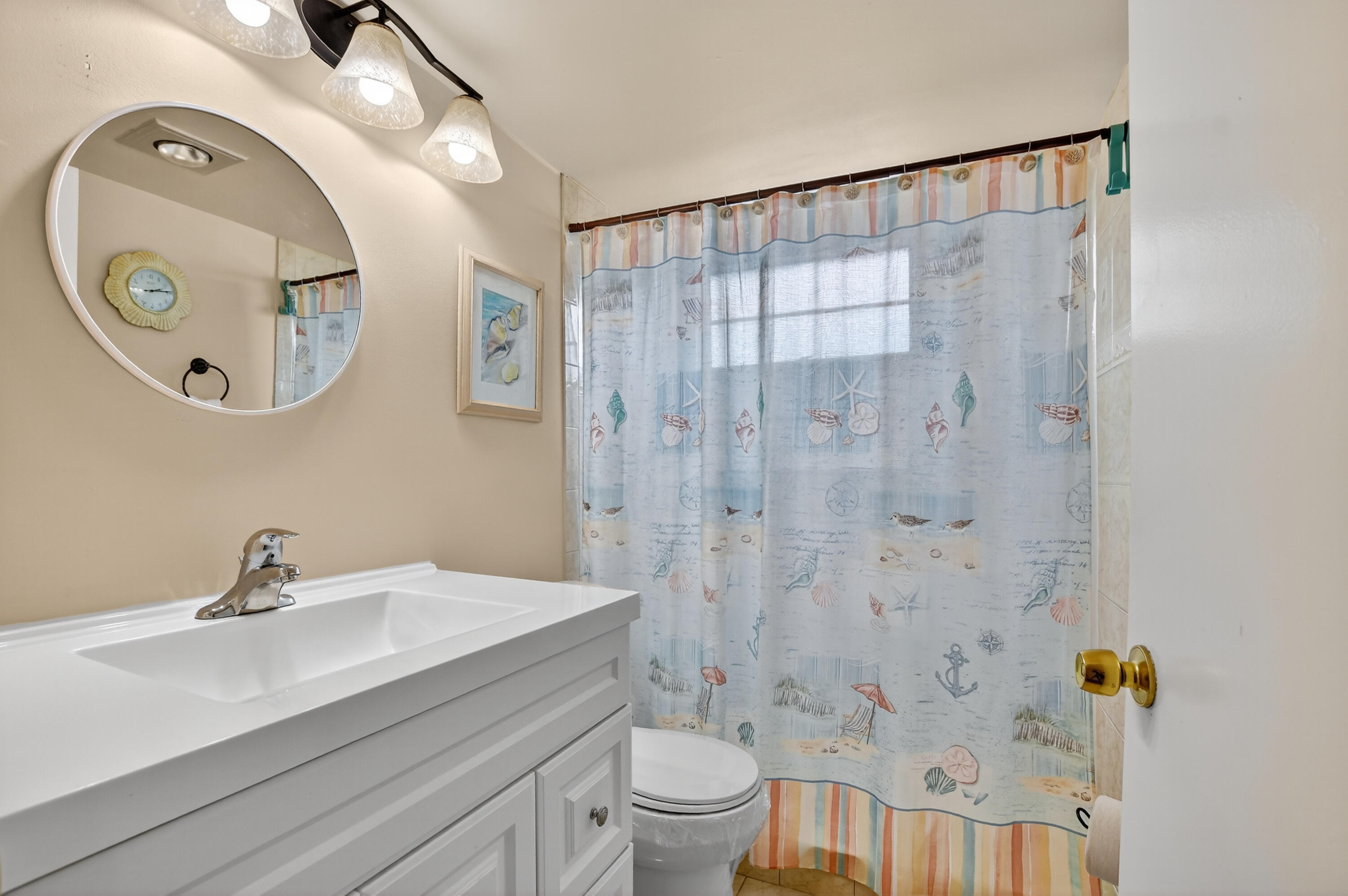 351 Fanshaw I Property Photo 12