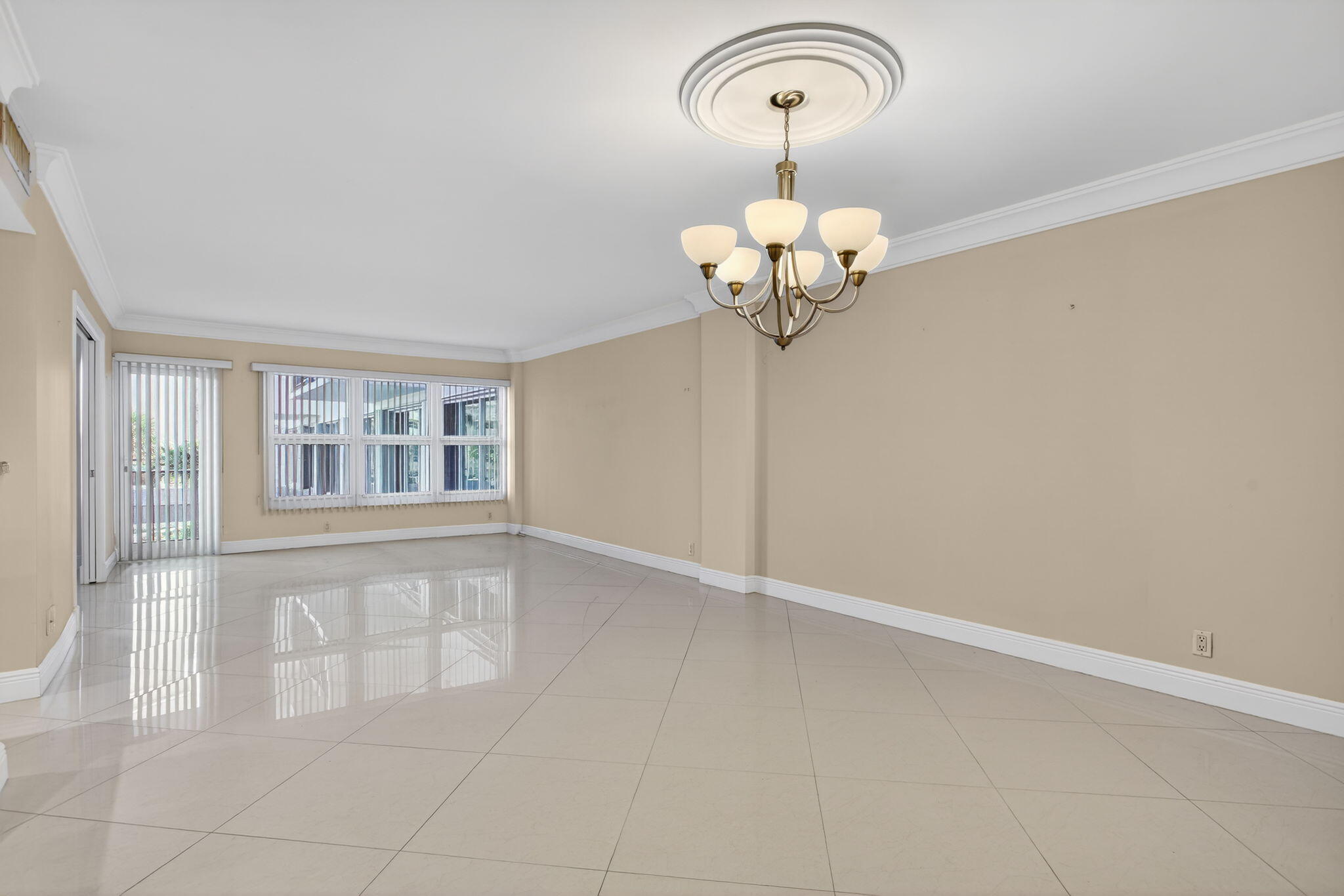 405 N Ocean Boulevard 208 Property Photo 5