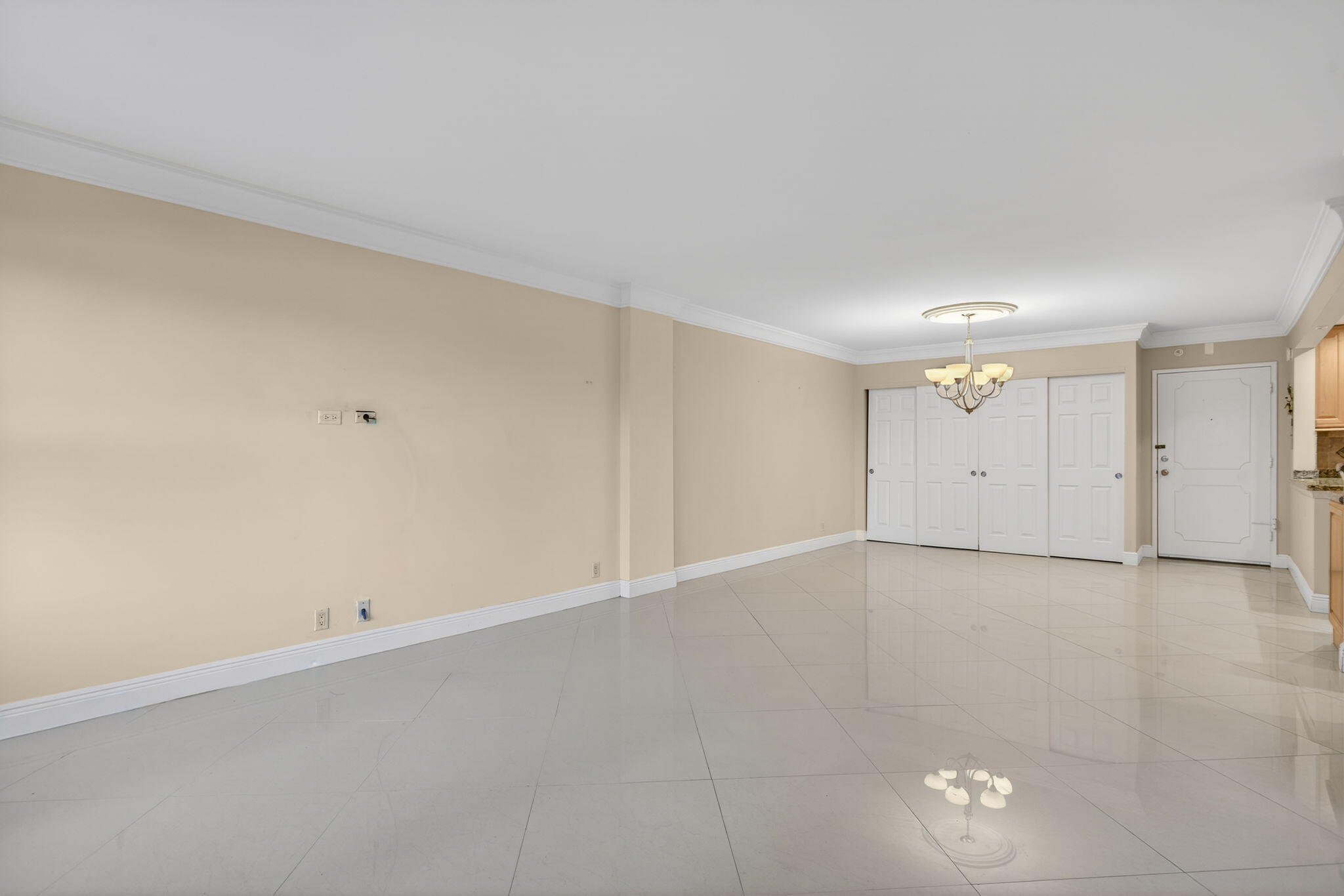 405 N Ocean Boulevard 208 Property Photo 7