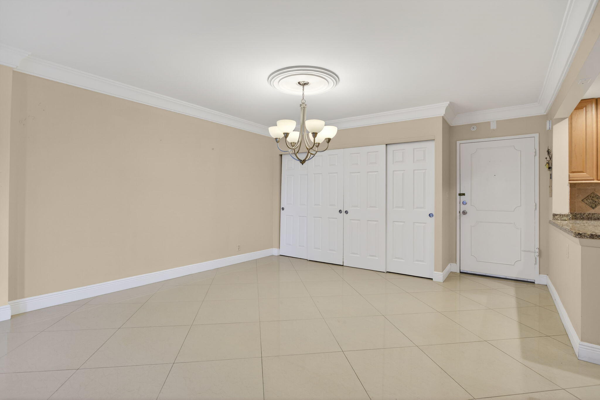 405 N Ocean Boulevard 208 Property Photo 9