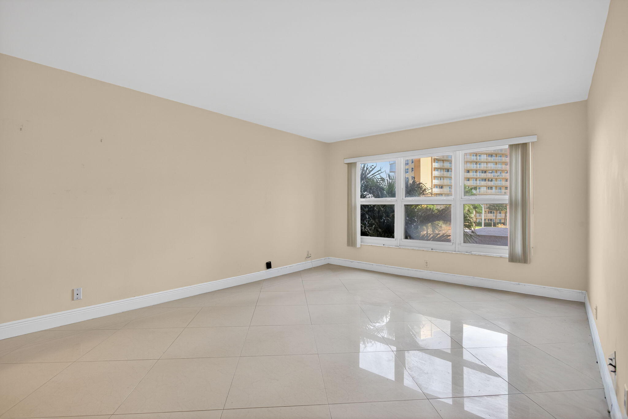 405 N Ocean Boulevard 208 Property Photo 17