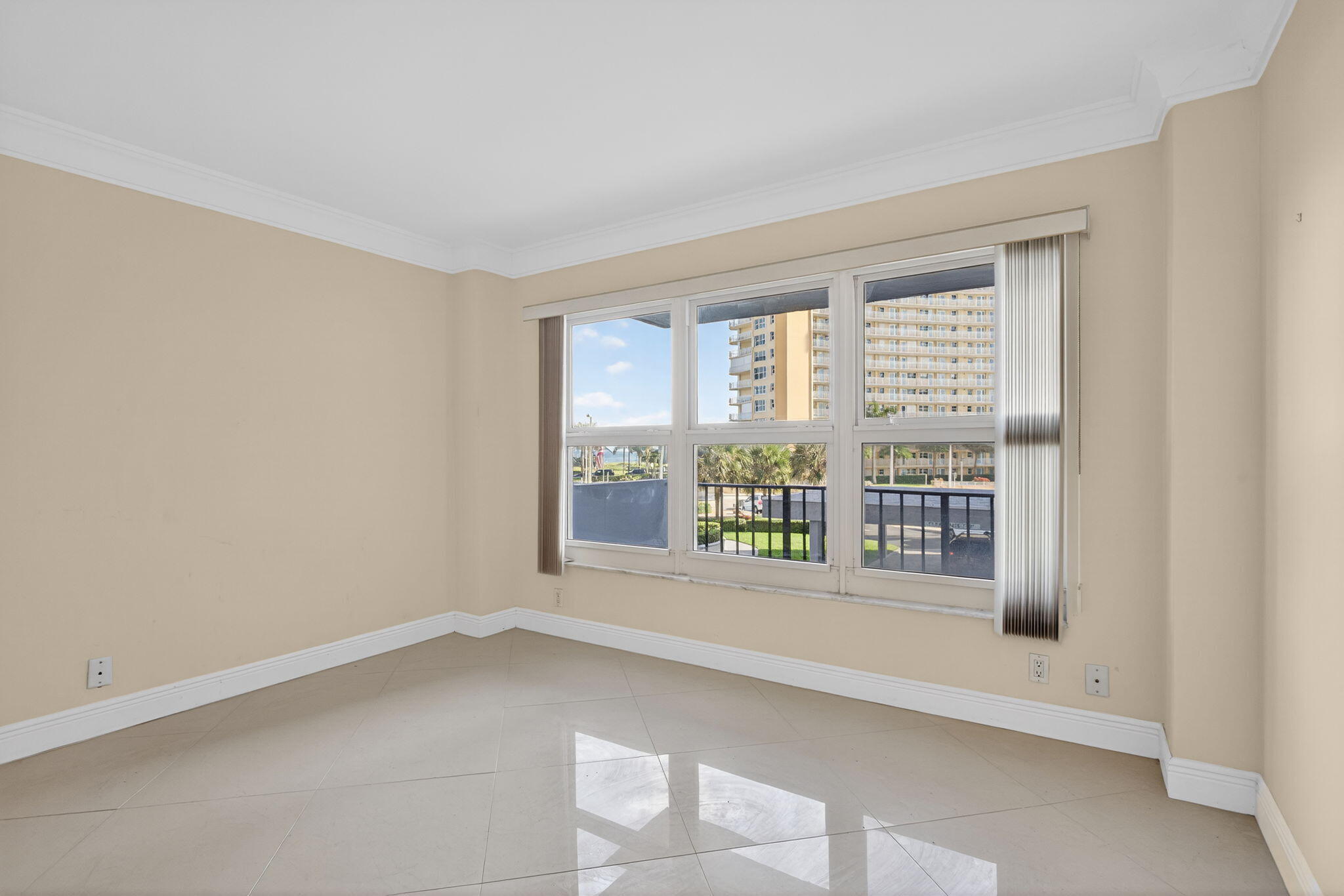 405 N Ocean Boulevard 208 Property Photo 24