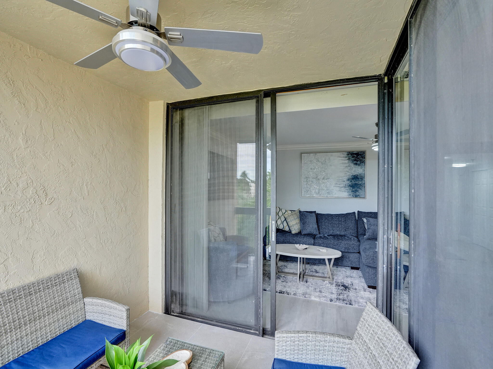 955 Egret Circle 405 Property Photo 36