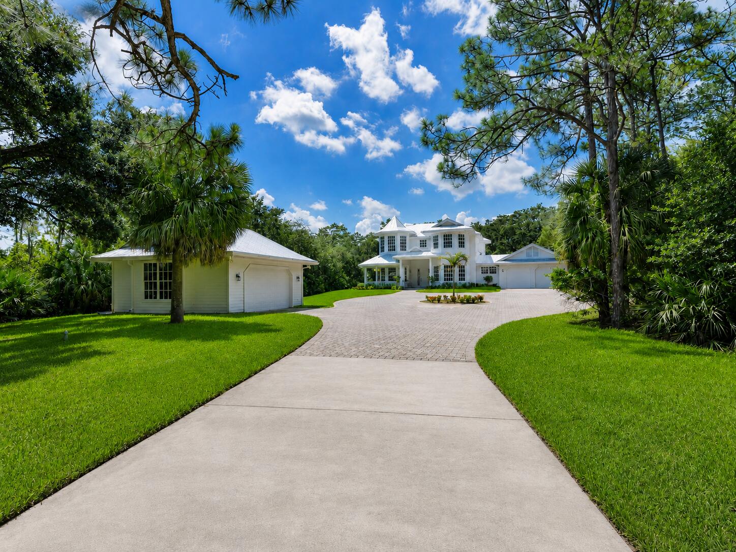 1001 Se Ranch Road Property Photo 4