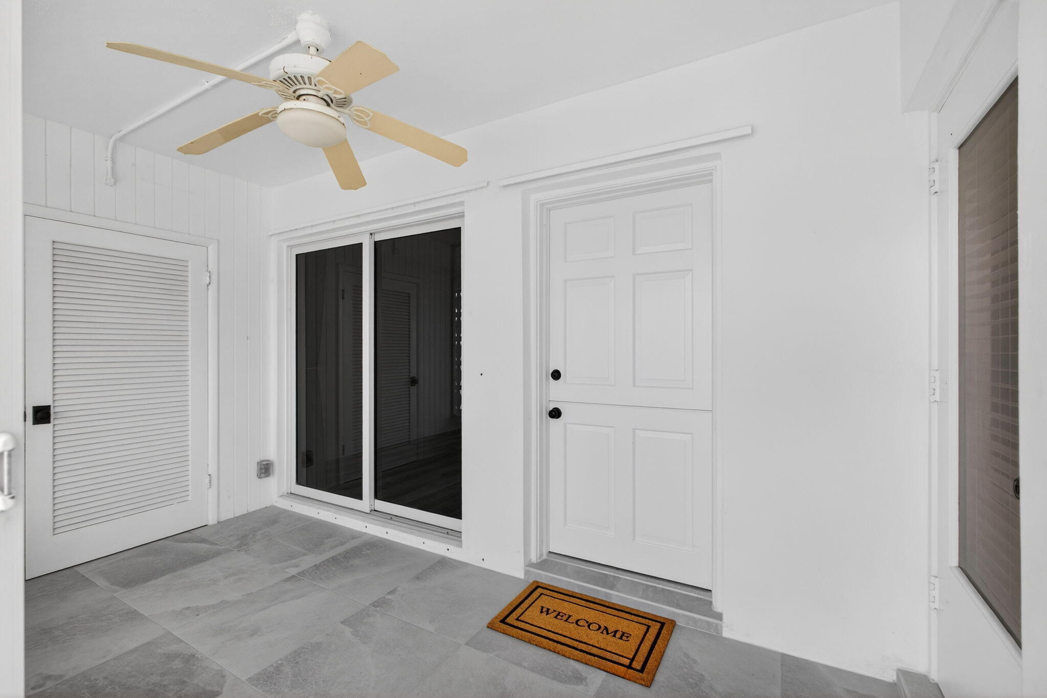 100 Shore Court 208 Property Photo 16