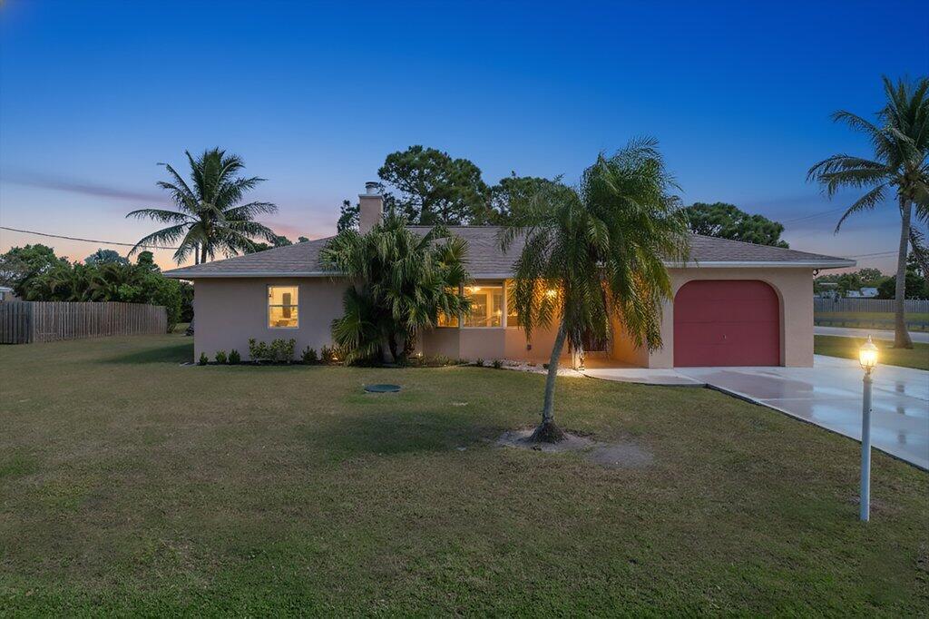 2097 SE Mantua Street Property Photo 1