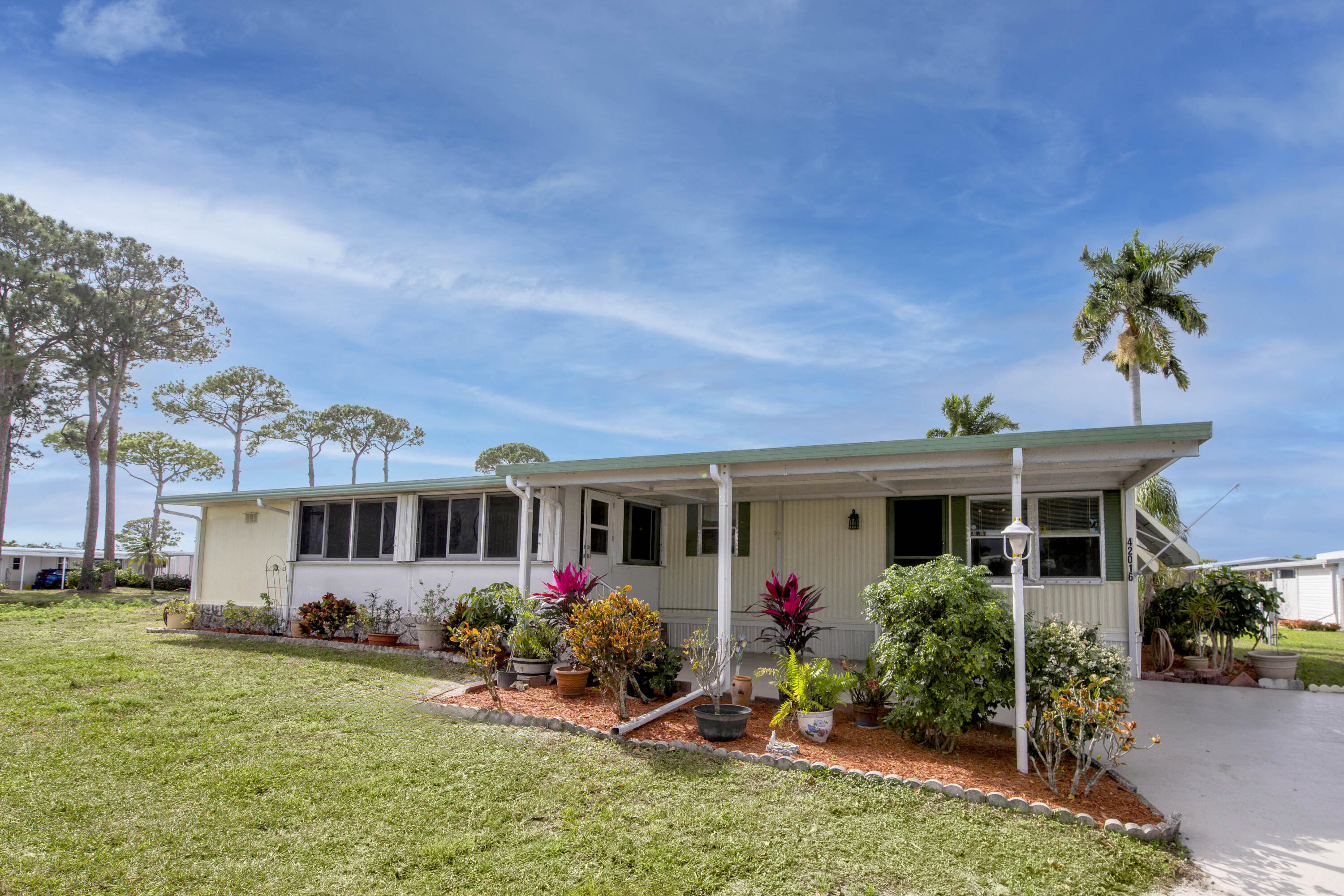 42016 Jima Bay Property Photo 1