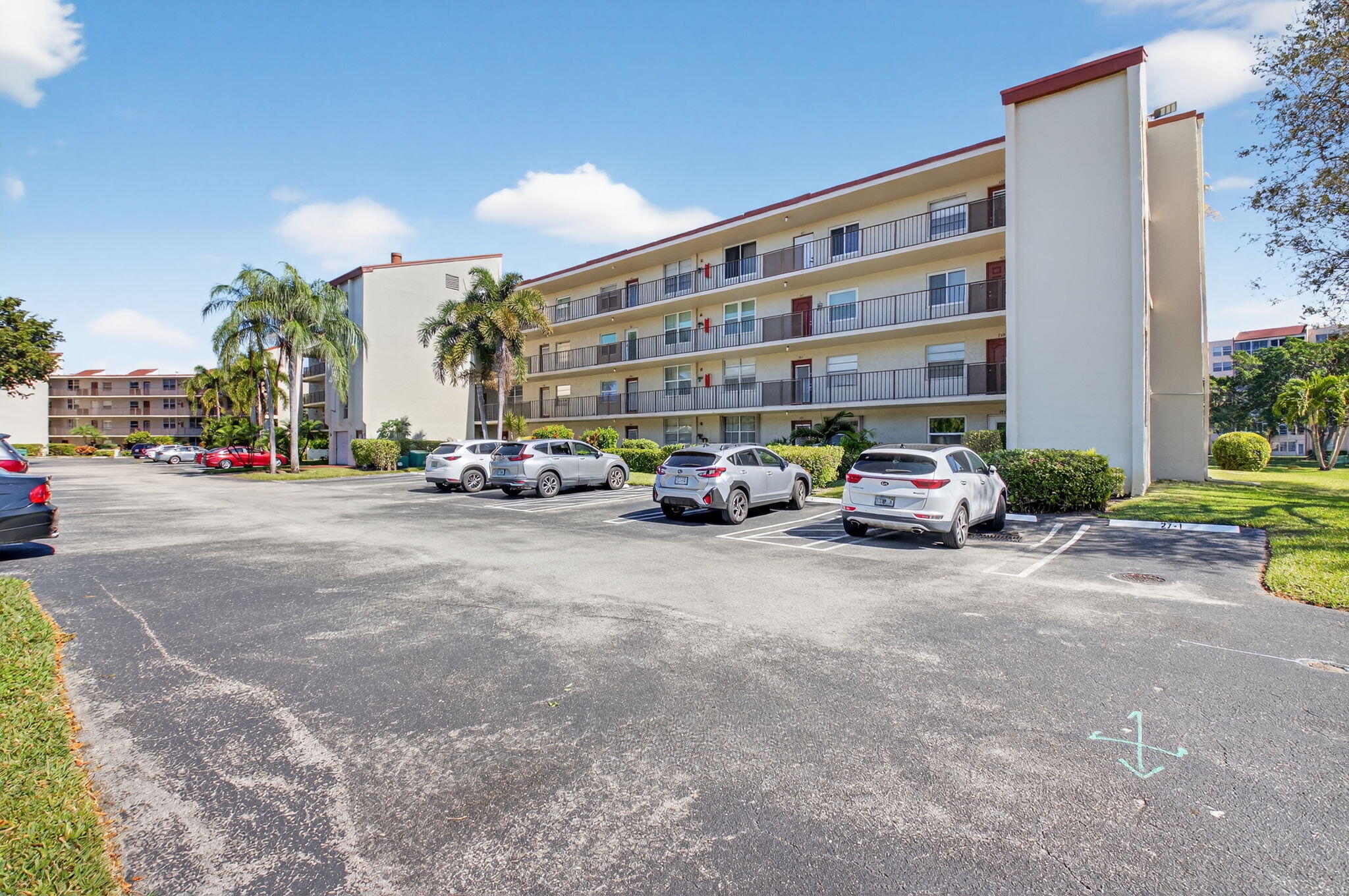 27 Abbey Lane 207