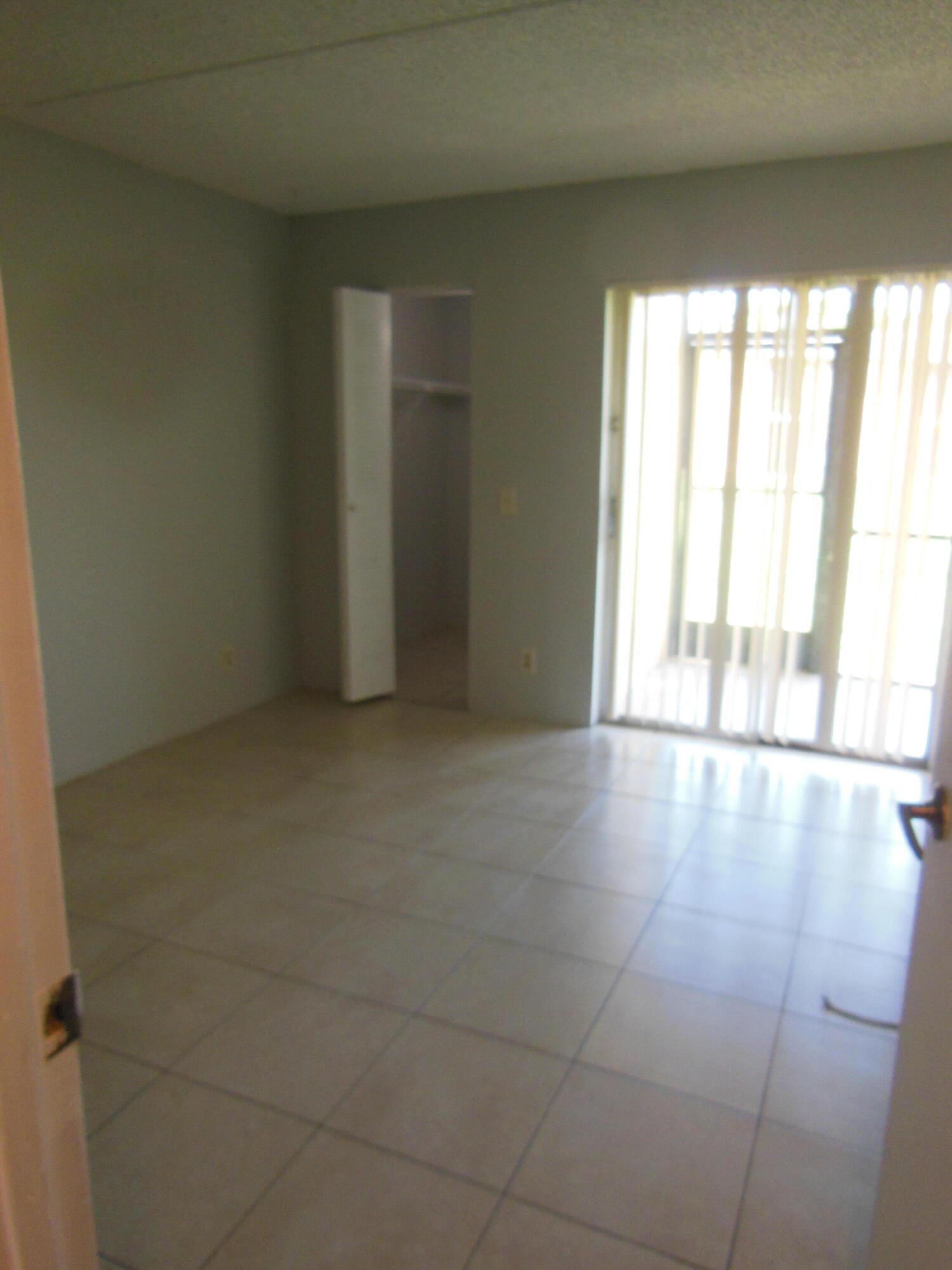 709 Meadows Circle Property Photo 5