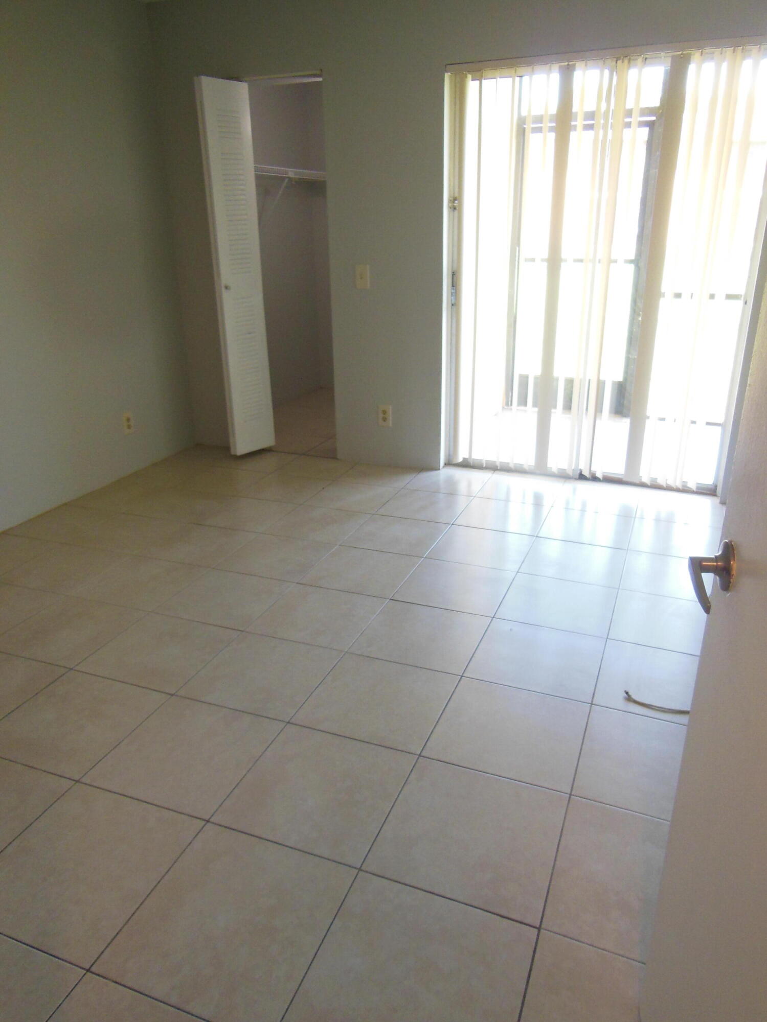 709 Meadows Circle Property Photo 7