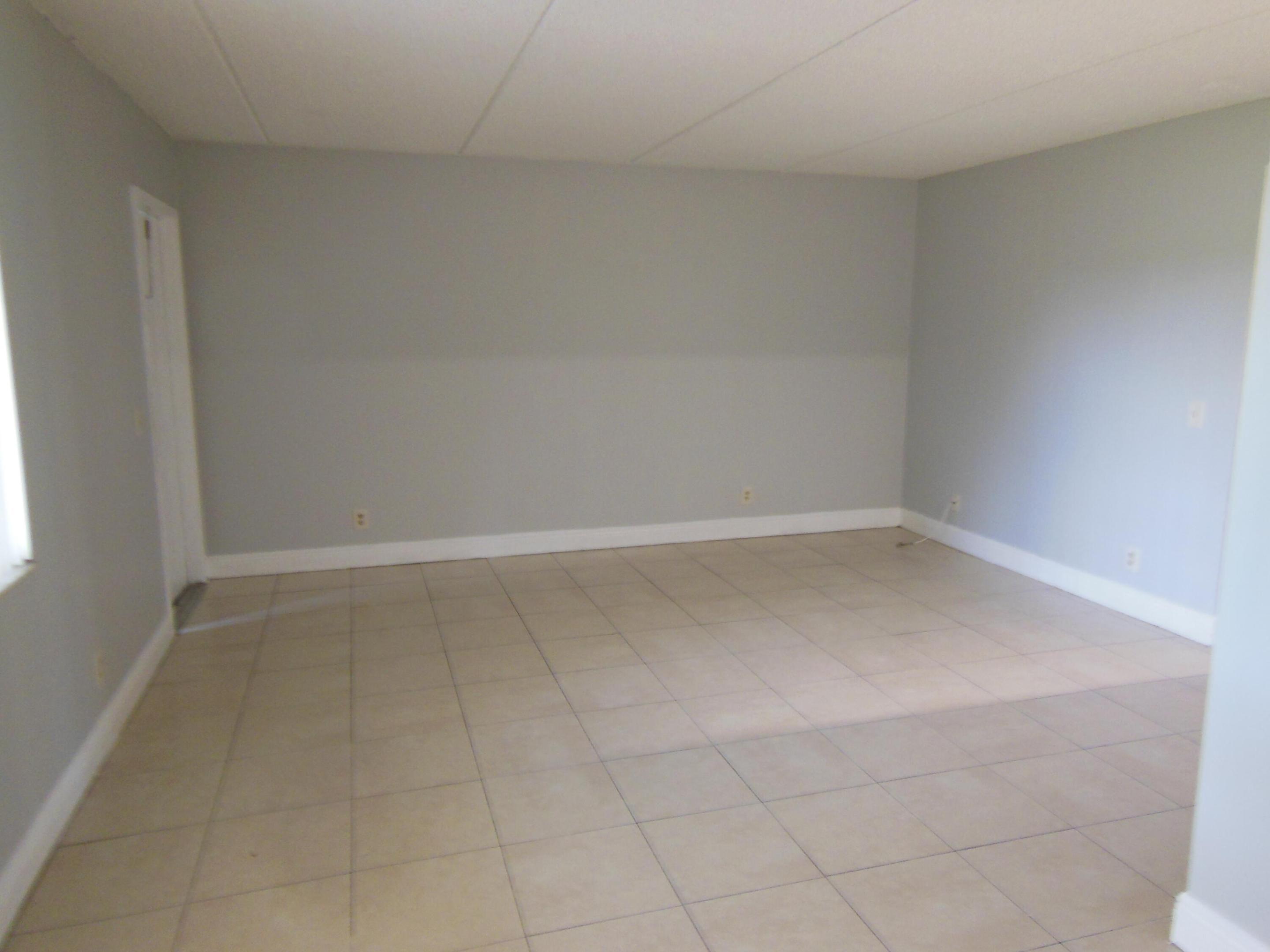 709 Meadows Circle Property Photo 9