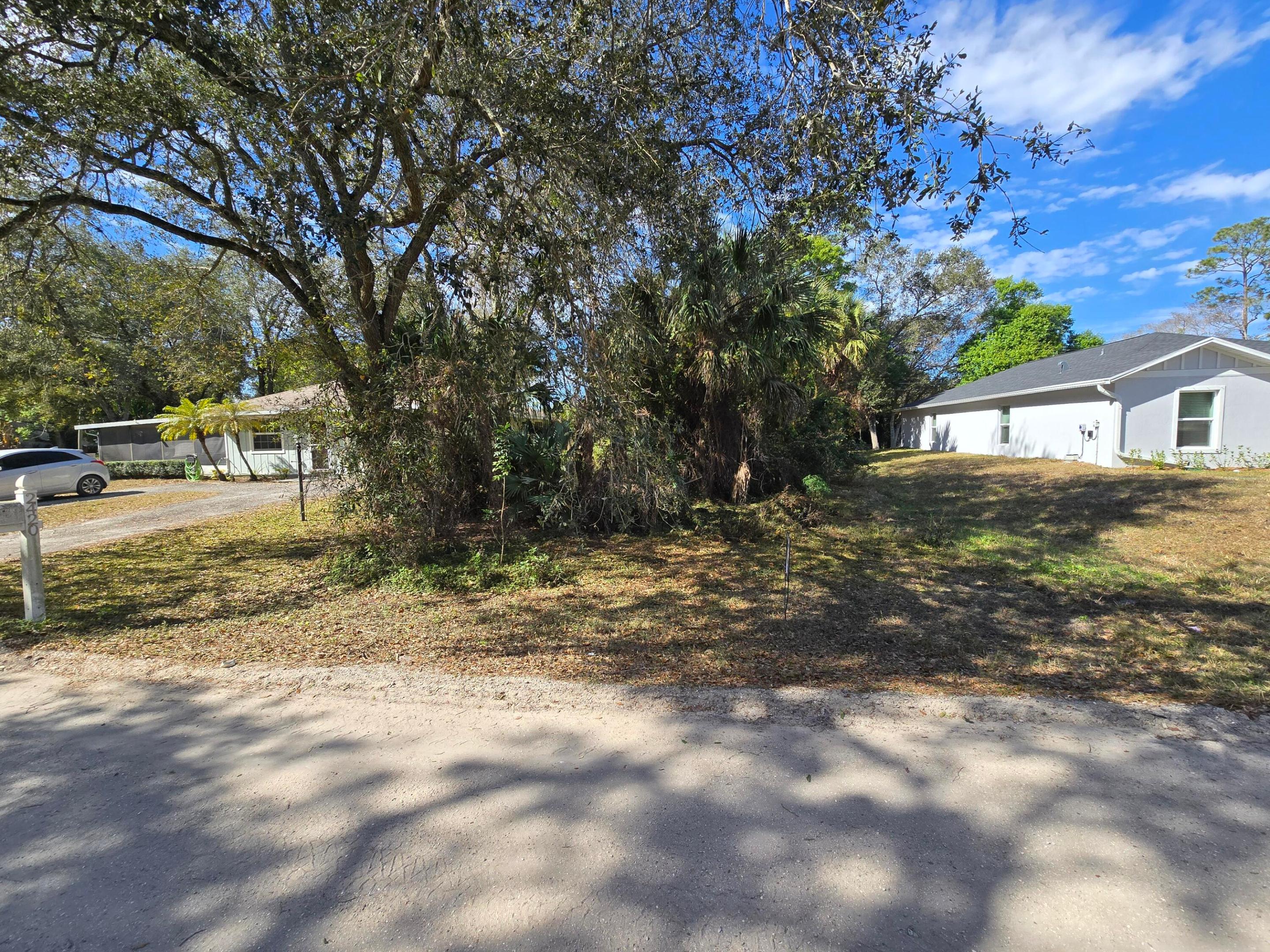 2445 87th Court Property Photo 2