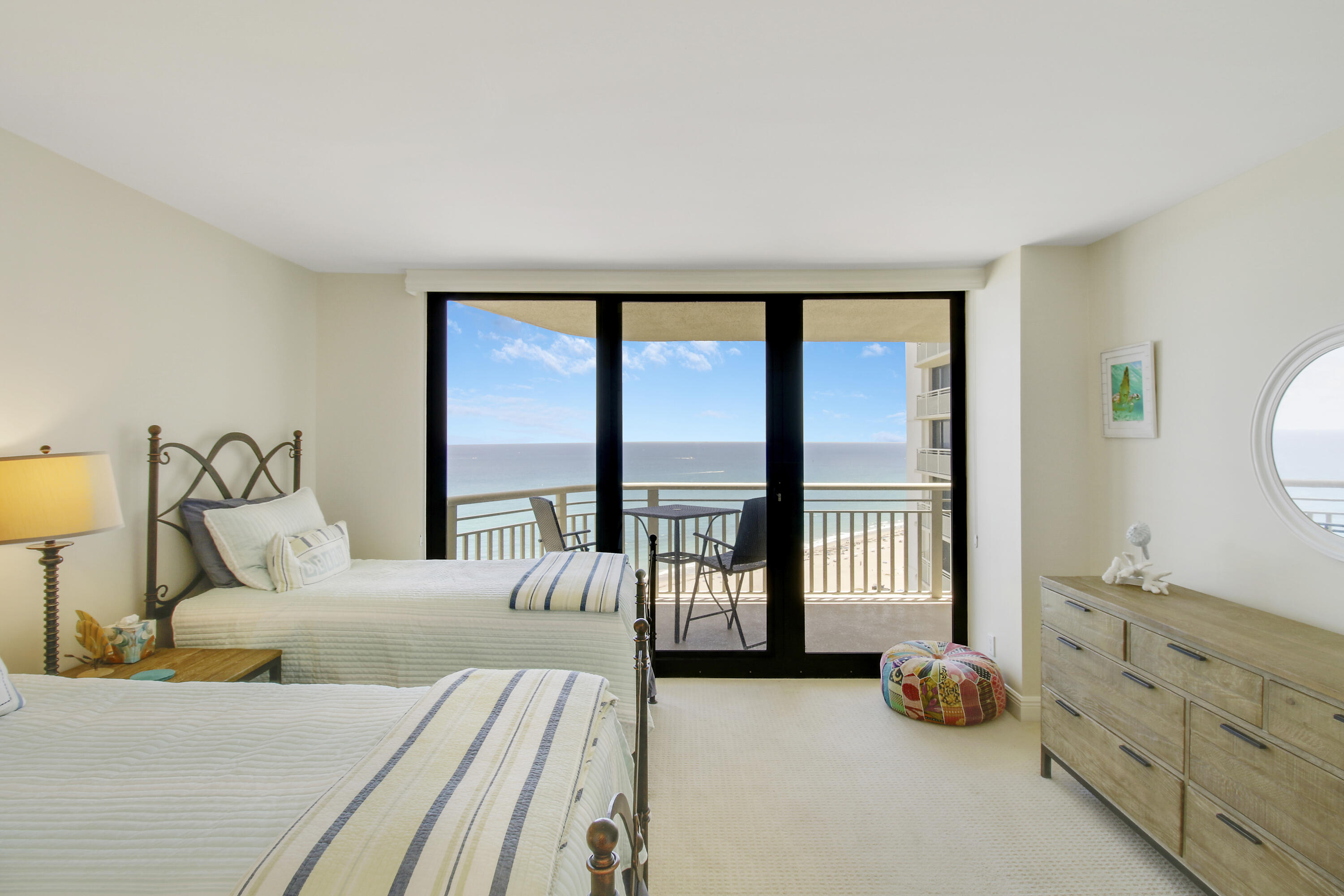 3000 N Ocean Drive N 23d Property Photo 13