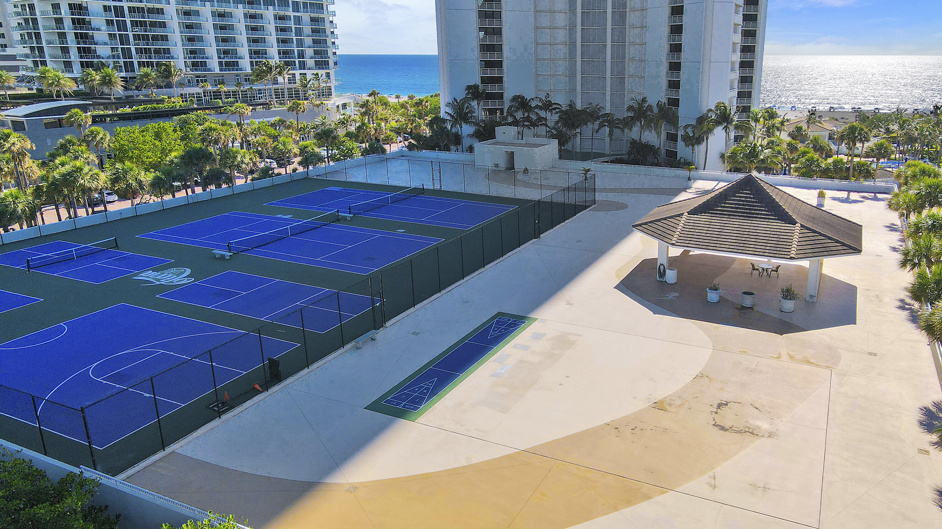 3000 N Ocean Drive N 23d Property Photo 32