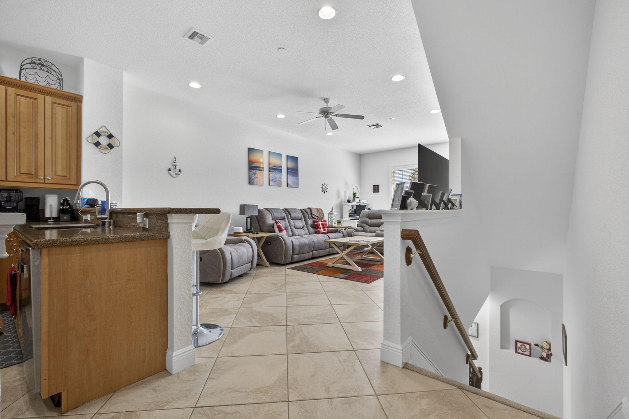 4511 Artesa Way S Property Photo 9