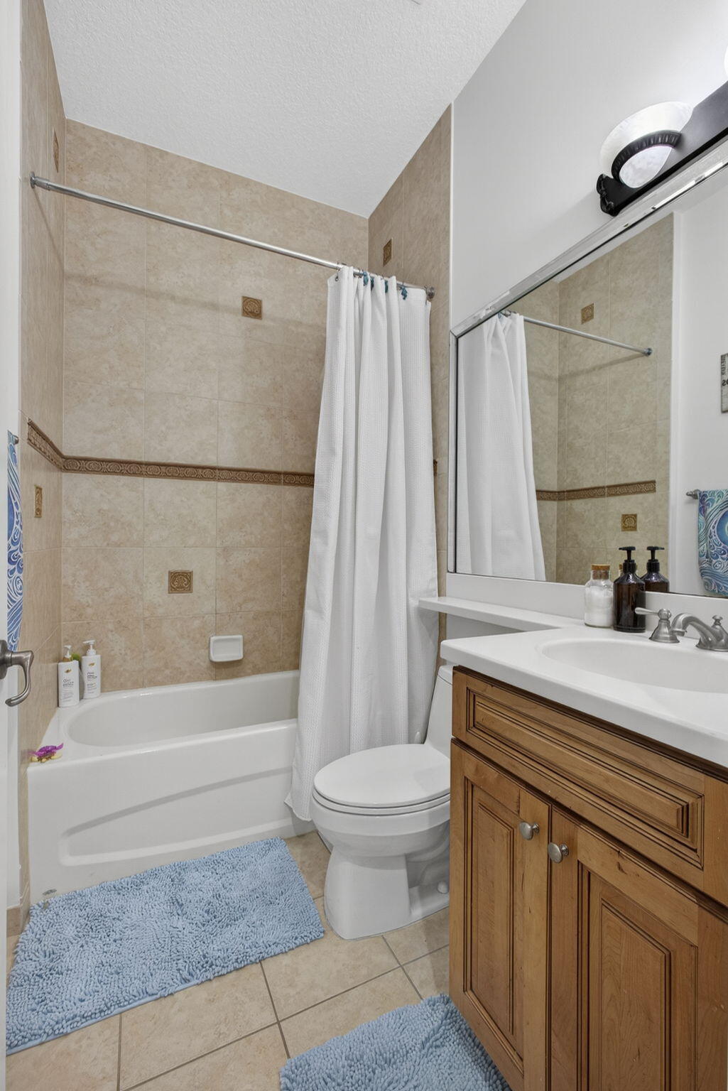 4511 Artesa Way S Property Photo 15