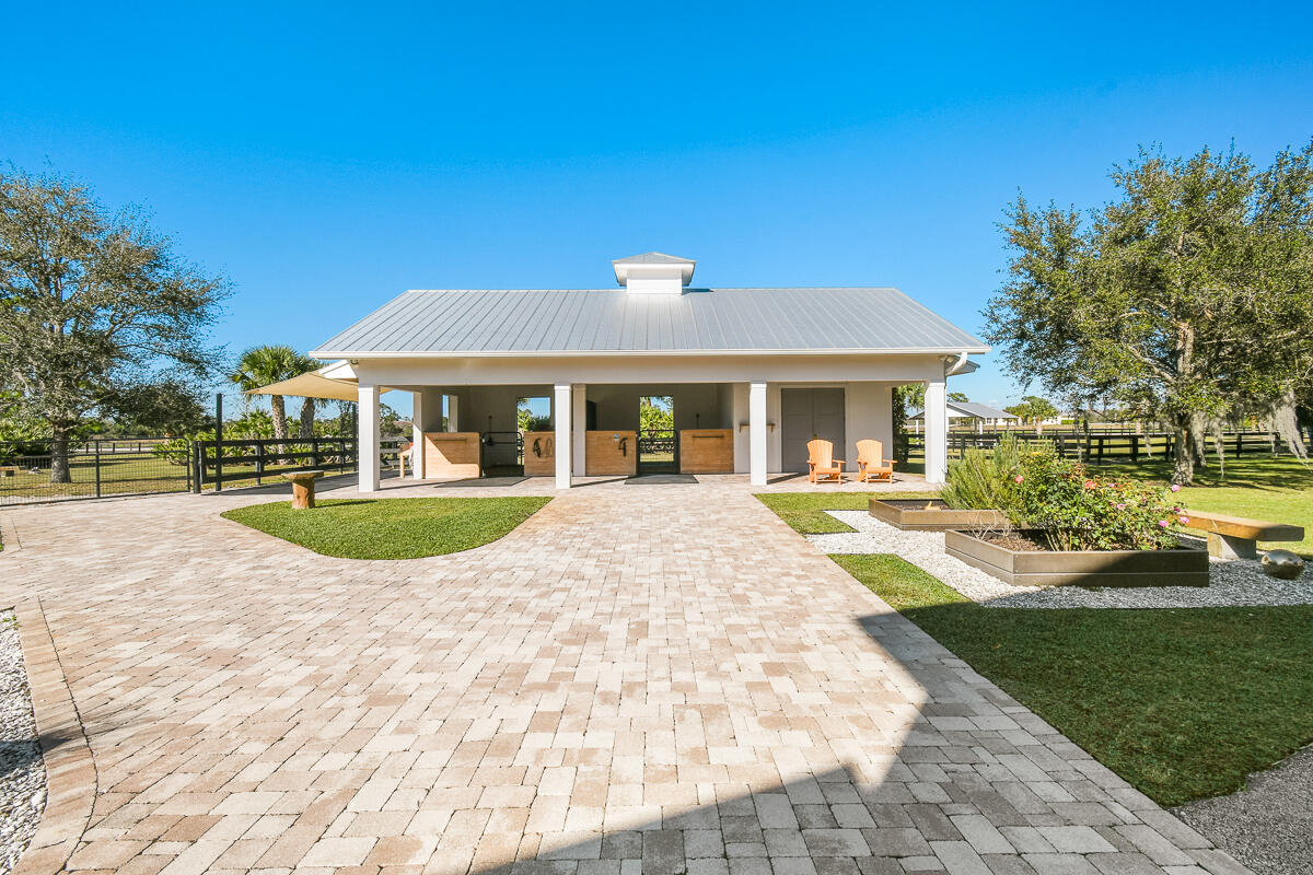 2541 Sw Trailside Path Property Photo 83