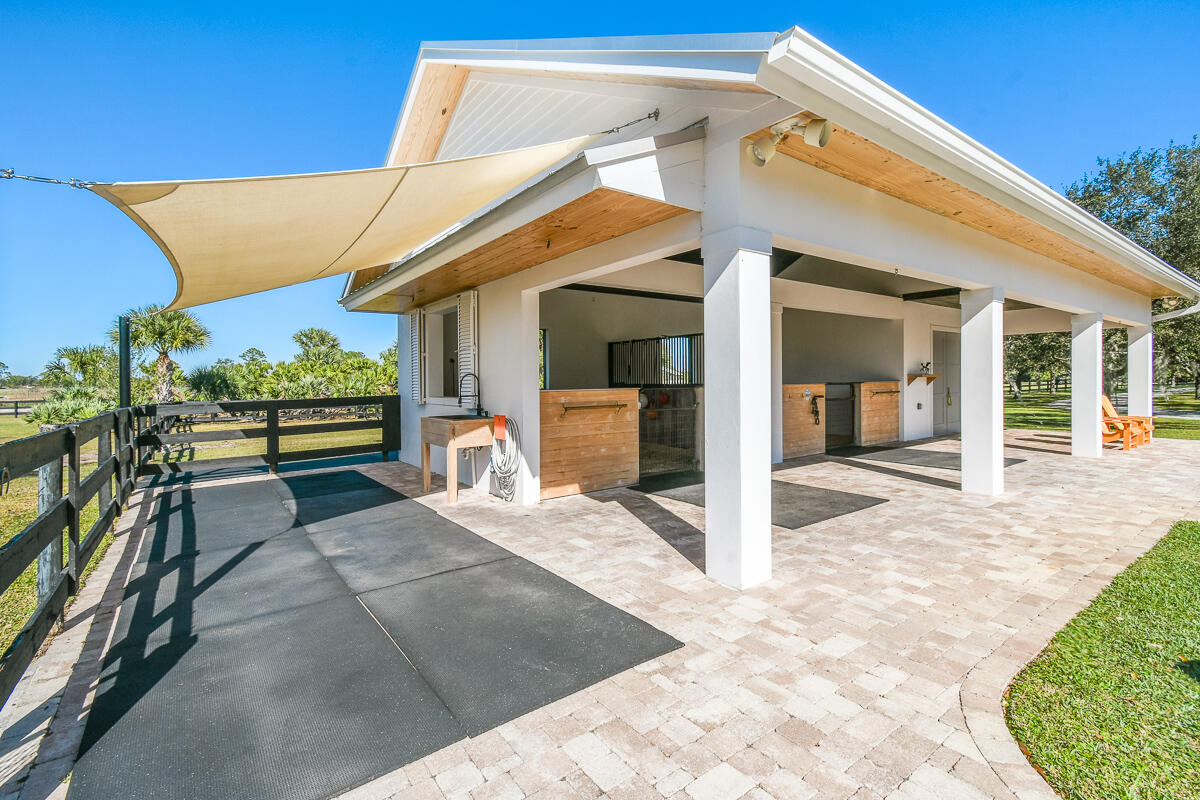 2541 Sw Trailside Path Property Photo 84