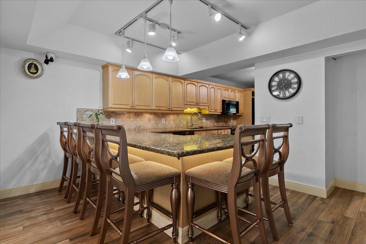 605 Maplewood Drive
