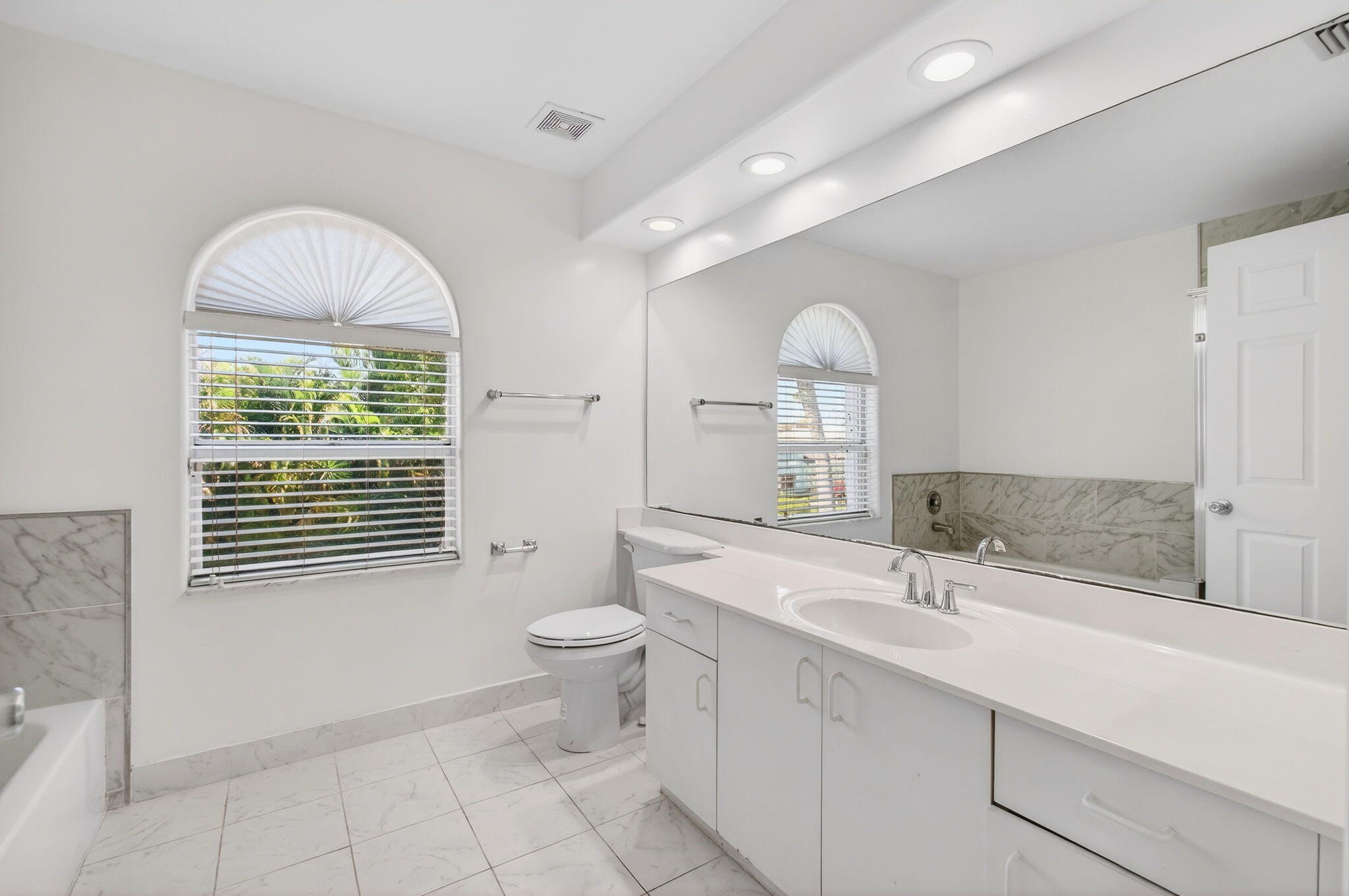 7848 Travlers Tree Drive Property Photo 39