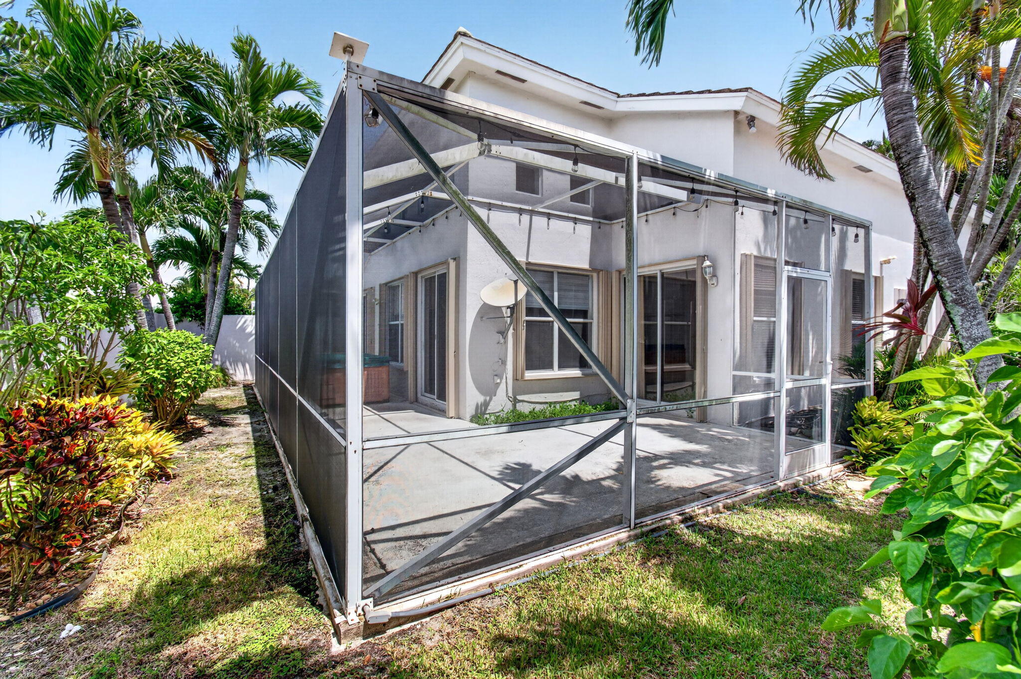 7848 Travlers Tree Drive Property Photo 48